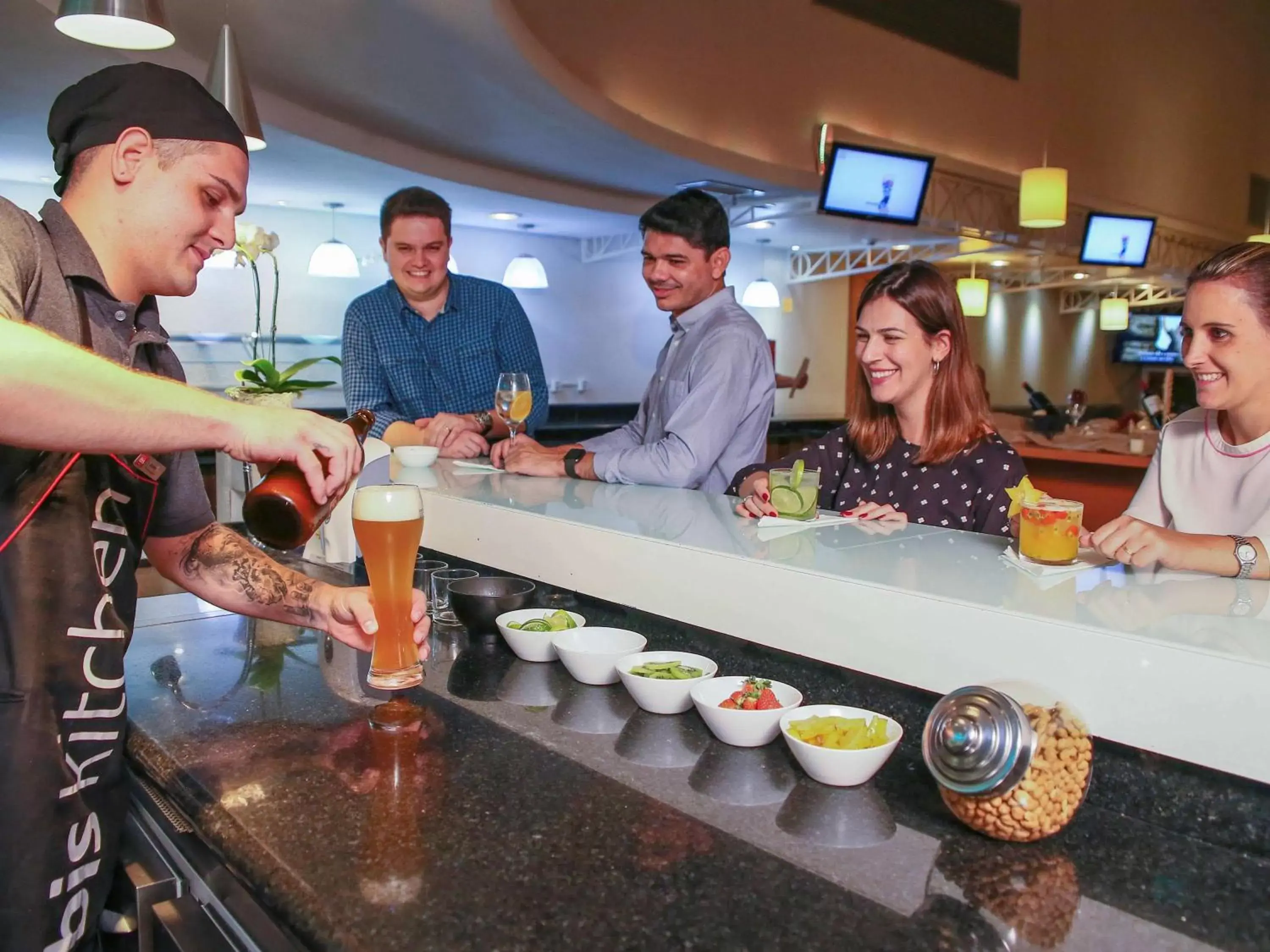 Lounge or bar in Ibis Maringa Lounge or bar in Ibis Maringa