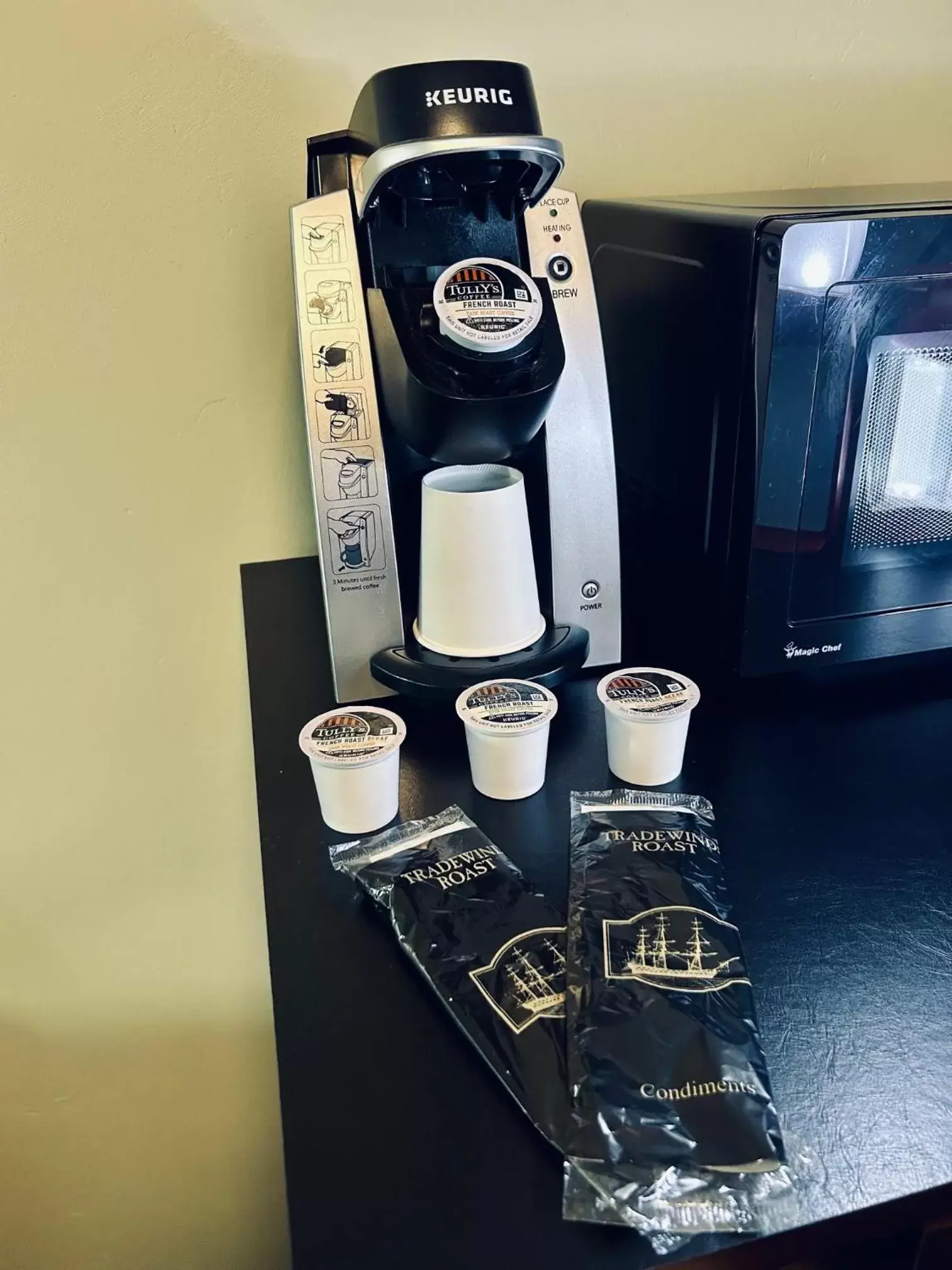 Coffee/Tea Facilities in Maple Tree Inn