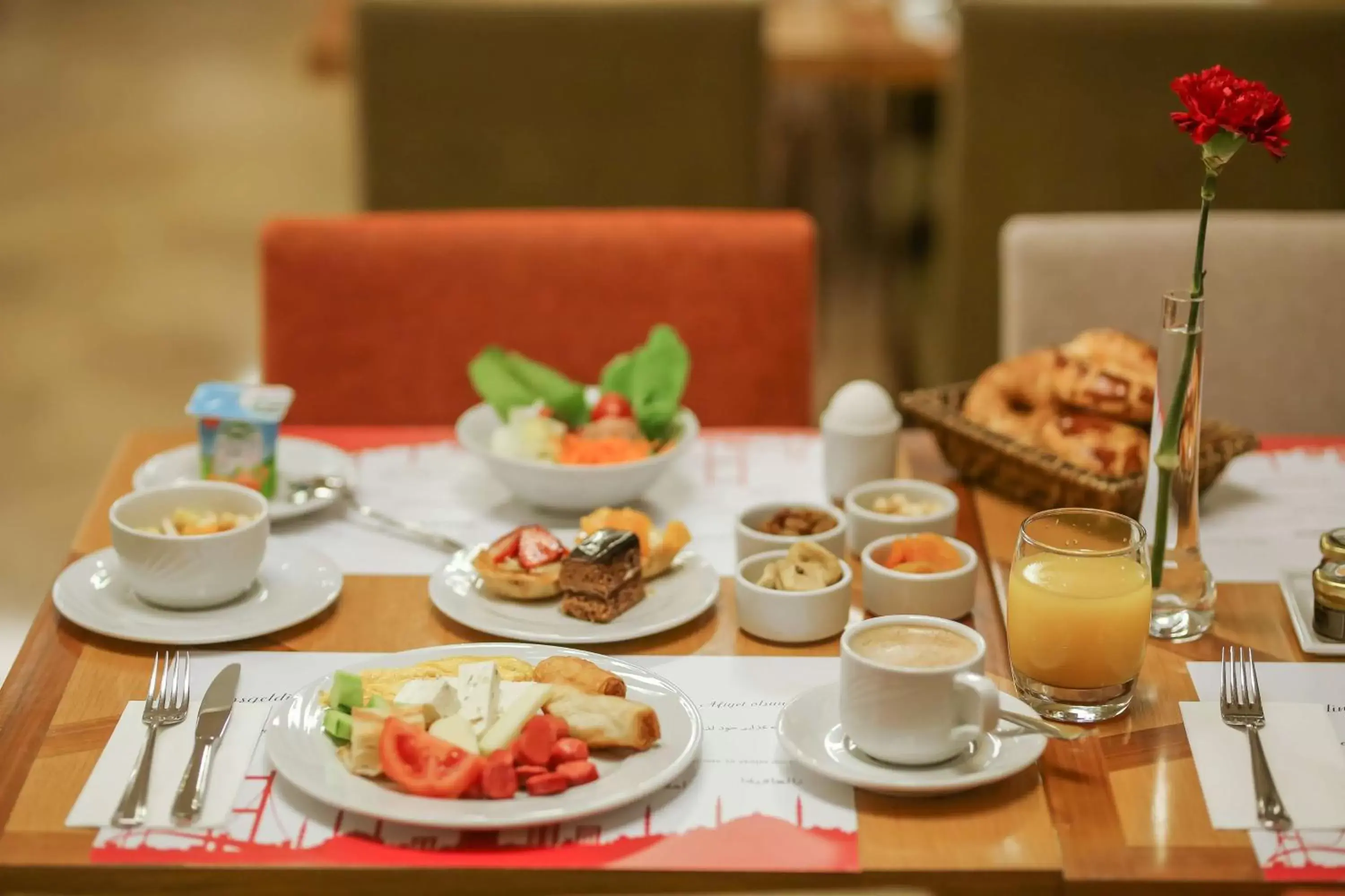 Restaurant/places to eat in Ramada By Wyndham İstanbul Taksim