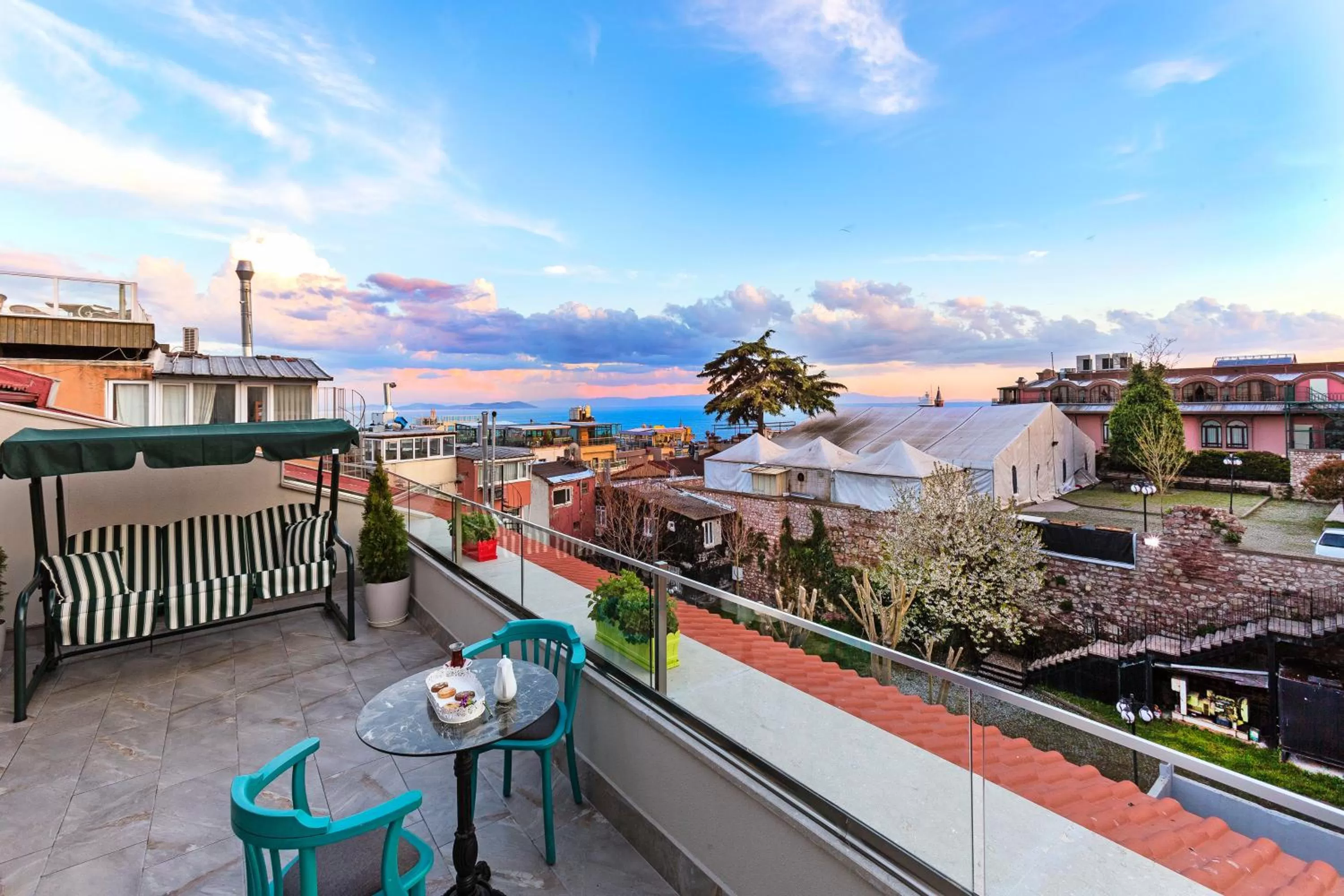 Balcony/Terrace in Obelisk Hotel & Suites
