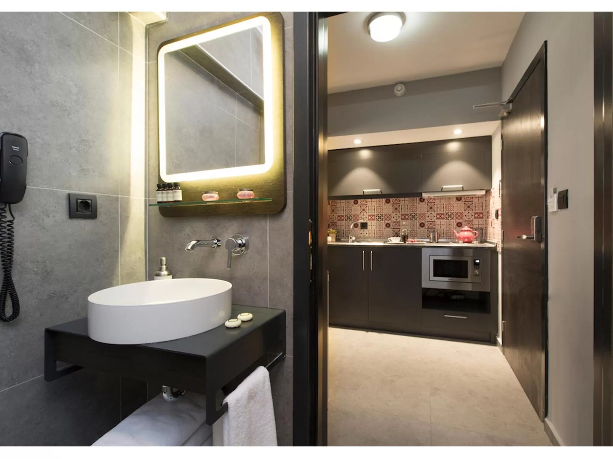 Shower in Lampa Design Hotel-Special Category