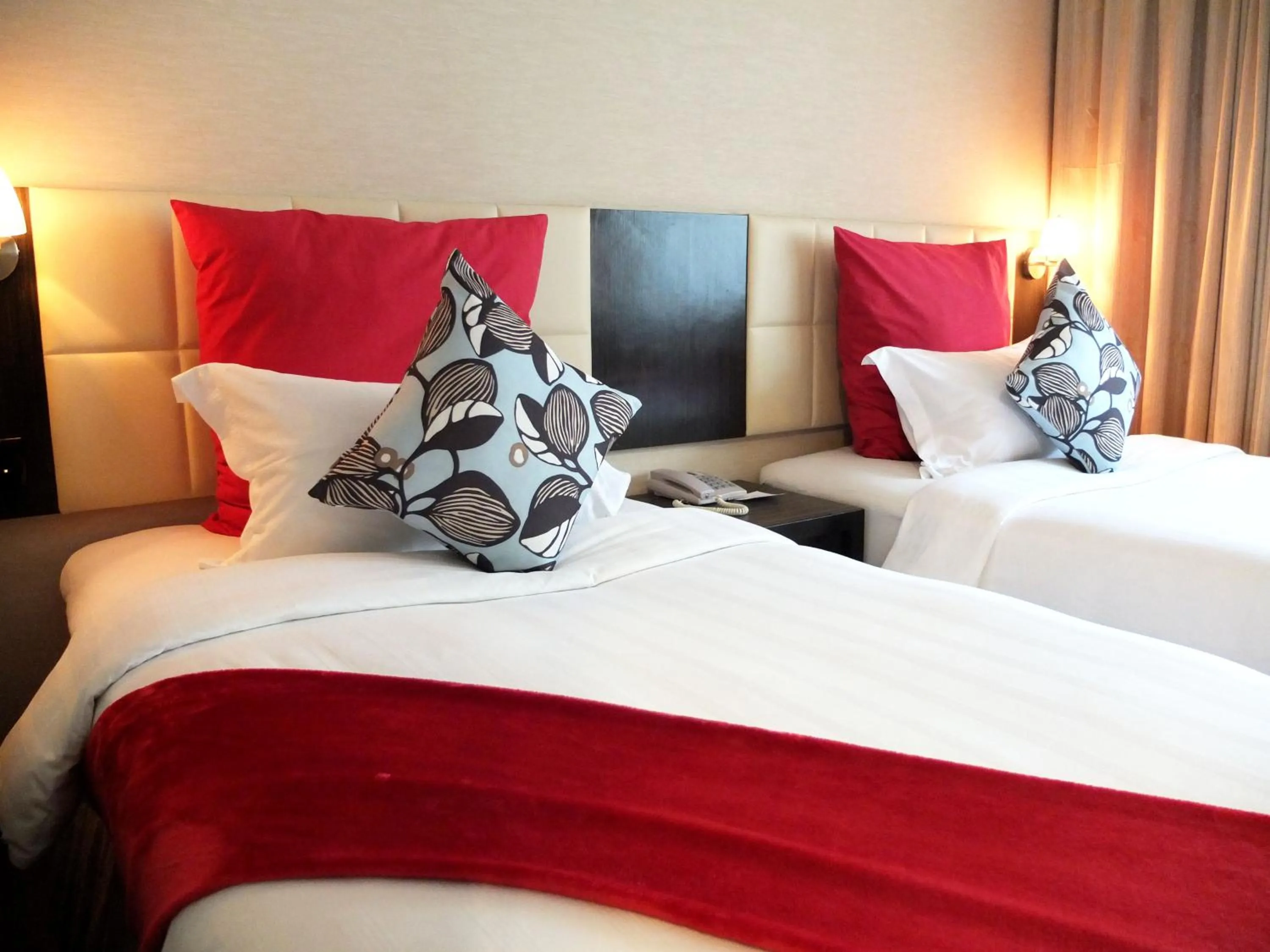 Bed in The Mark's Lodge