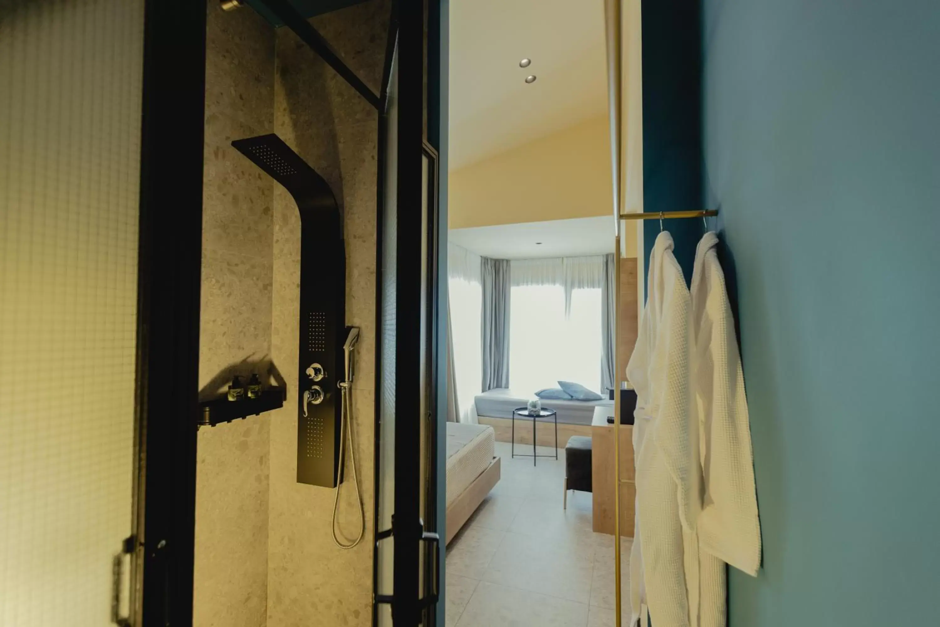 Bedroom, Bathroom in Metis Urbane Living Spaces