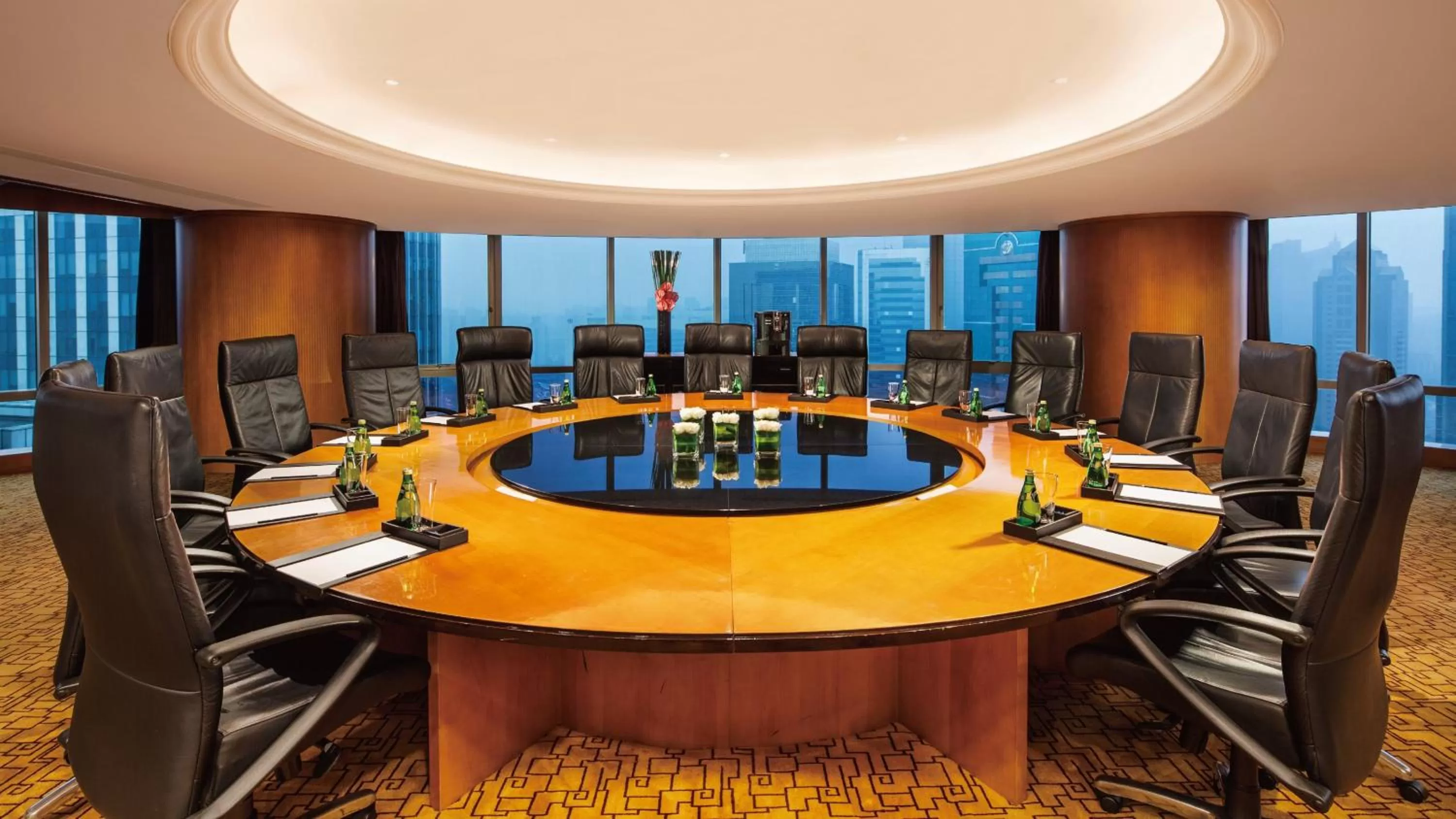 Meeting/conference room in InterContinental Shanghai Pudong by IHG