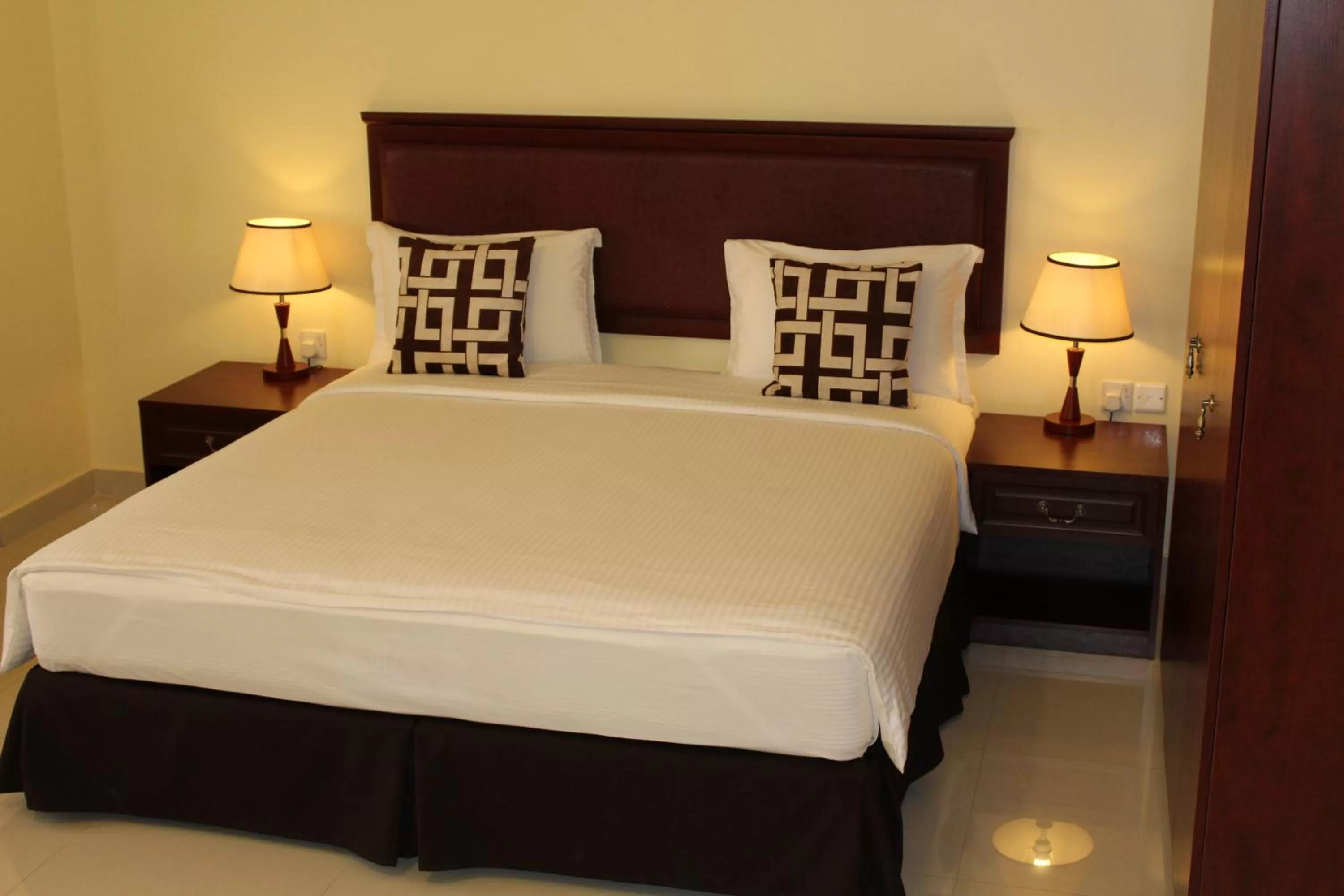 Bed in Nizwa Hotel Apartments