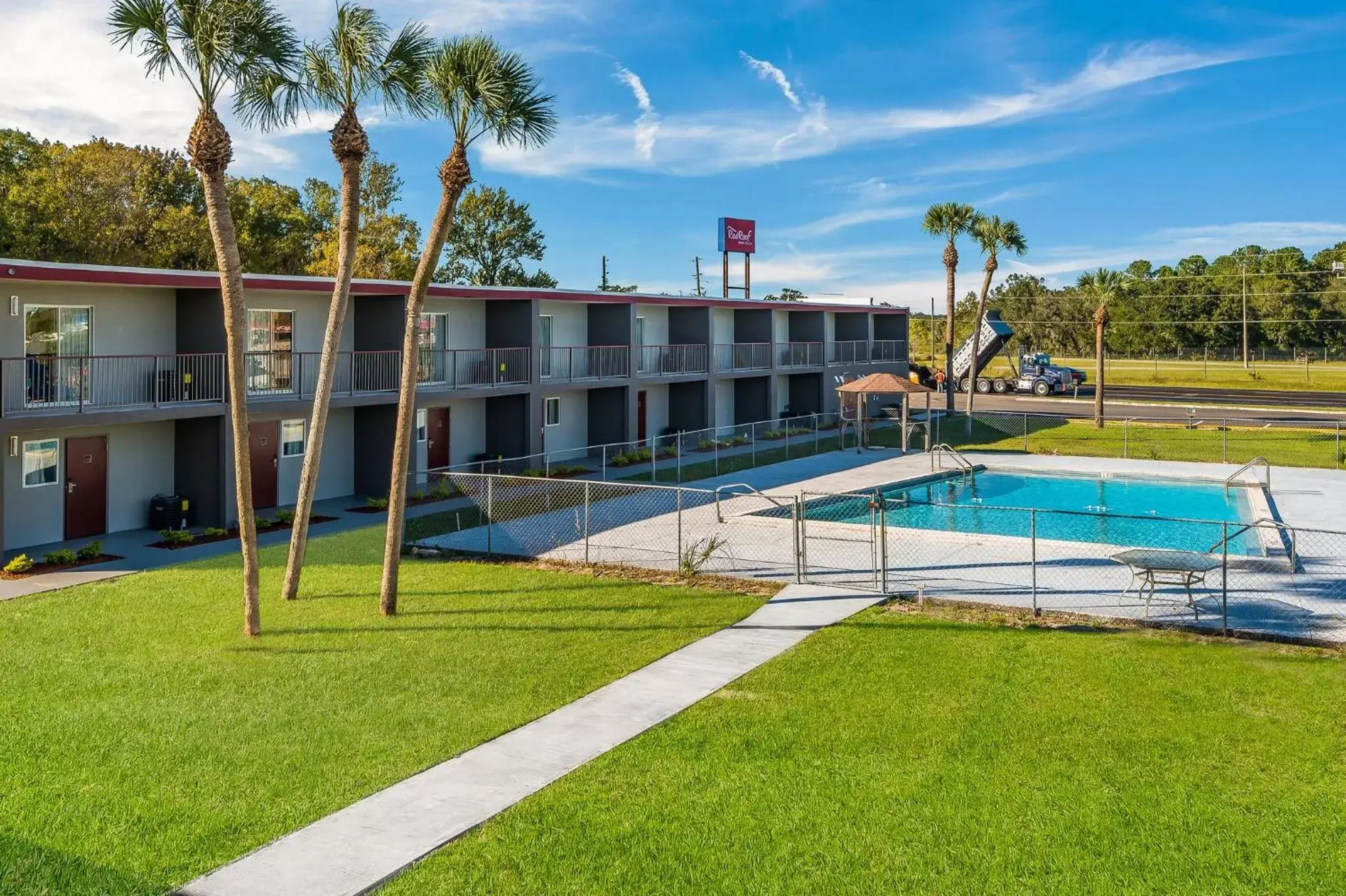 Swimming Pool in Red Roof Inn & Suites Wildwood, FL