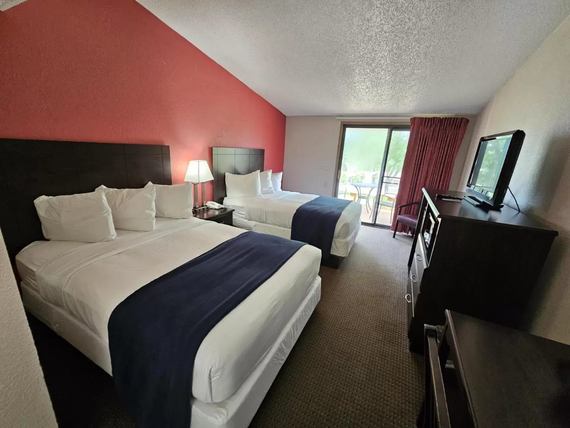 Bedroom in The Lodge at Chalk Hill