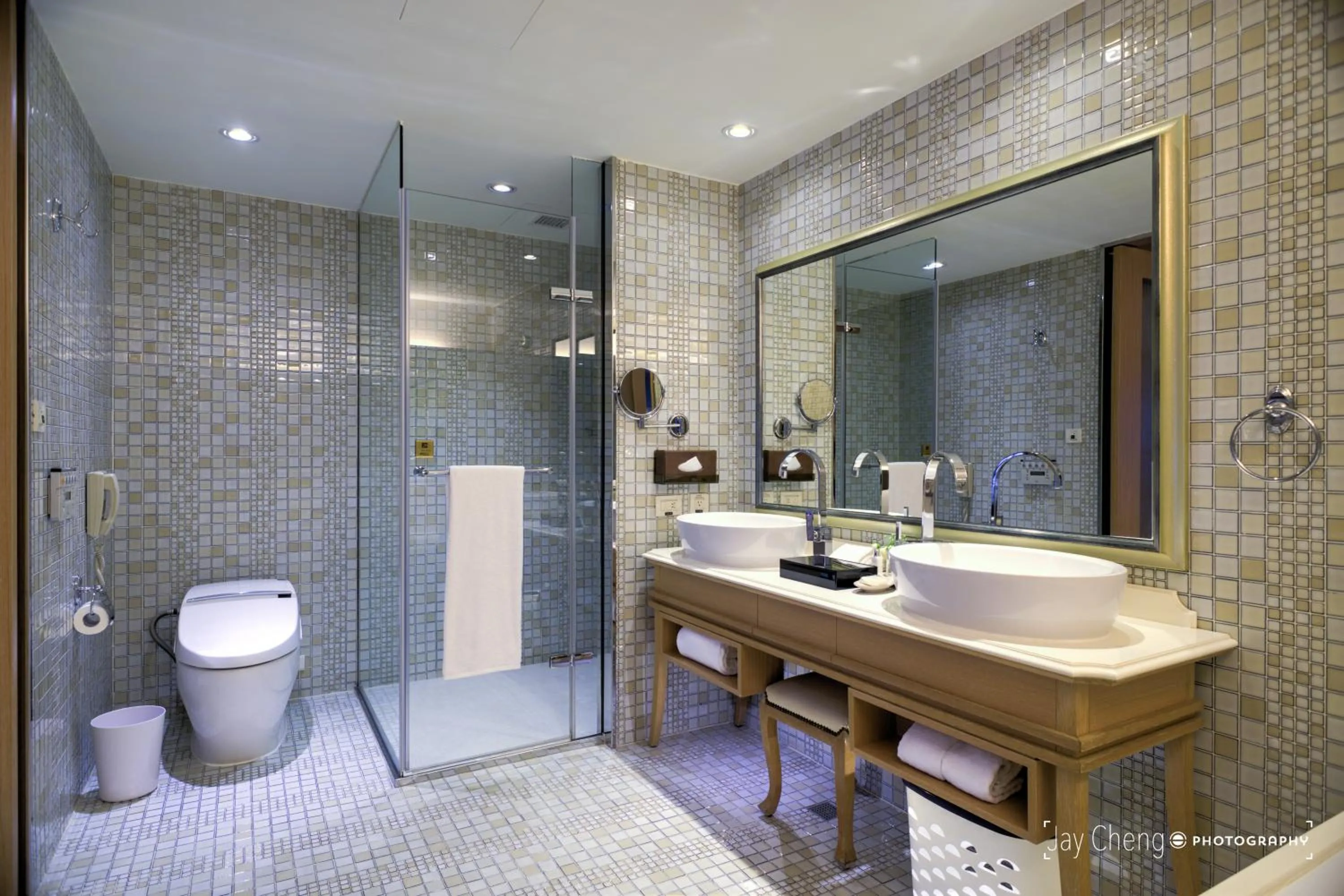 Shower, Bathroom in Chateau de Chine Xinzhuang