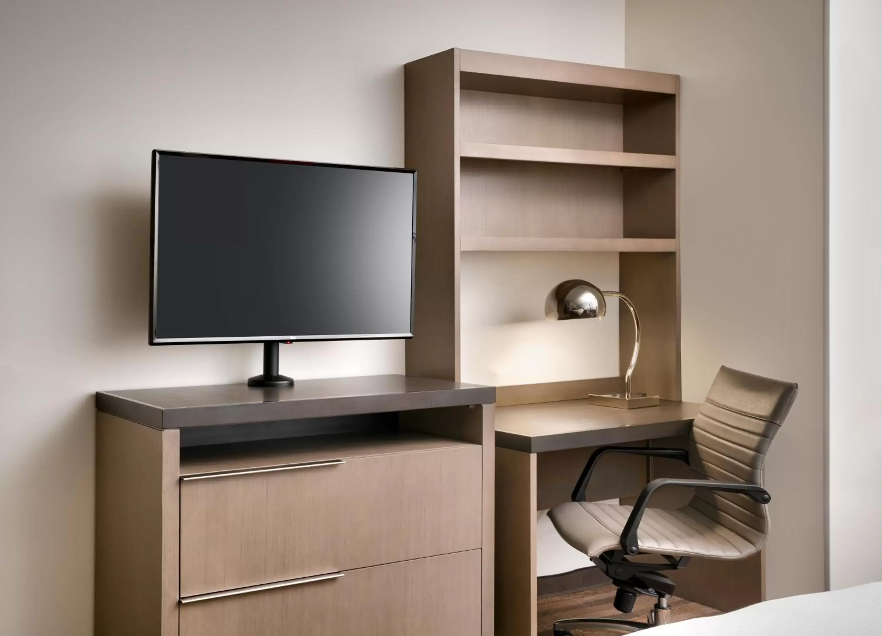 TV and multimedia, TV/Entertainment Center in Hyatt House Rochester Mayo Clinic Area
