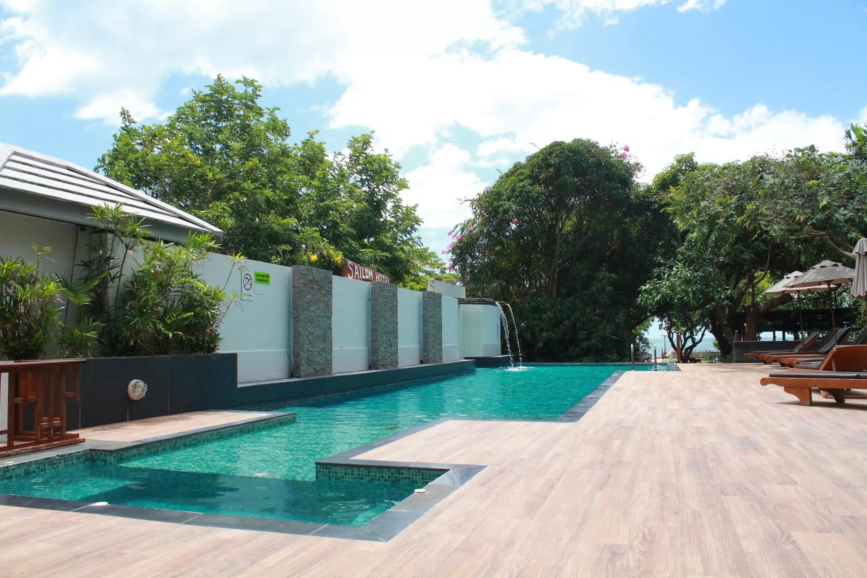 Swimming pool in Sailom Hotel Hua Hin - SHA Extra Plus