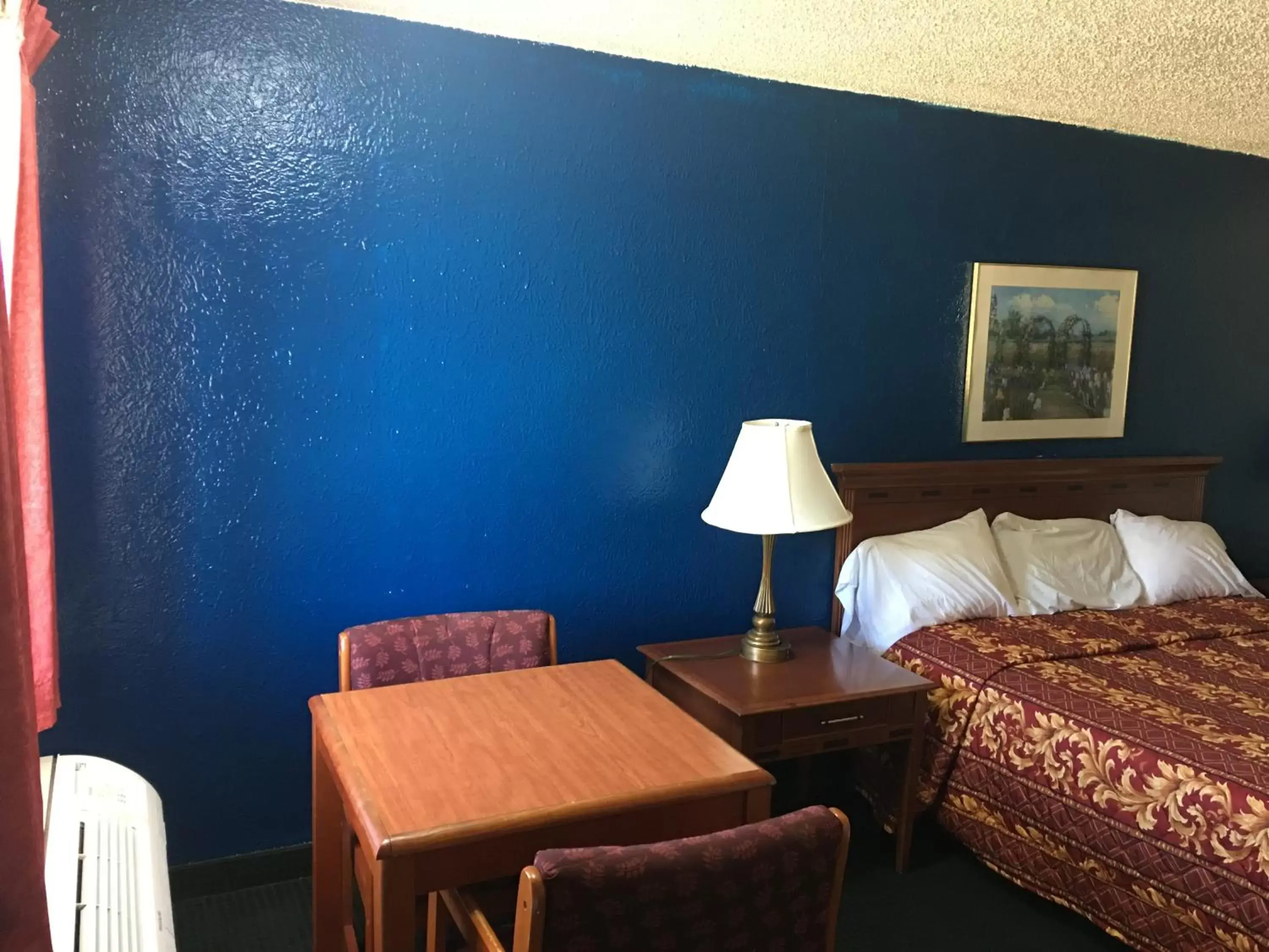 Bed in Chaparral Motel