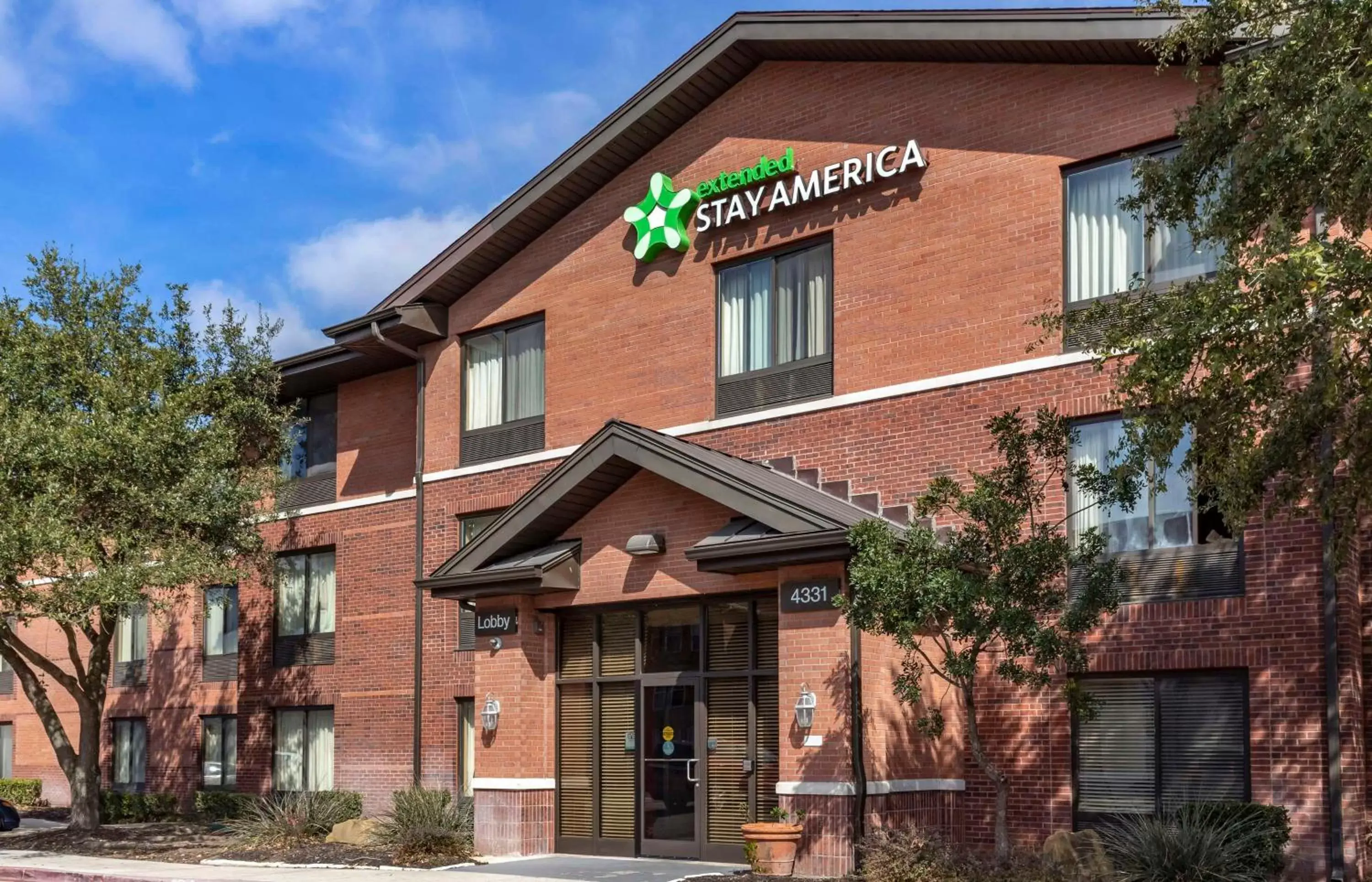 Property Building in Extended Stay America Suites - San Antonio - Colonnade - Medical