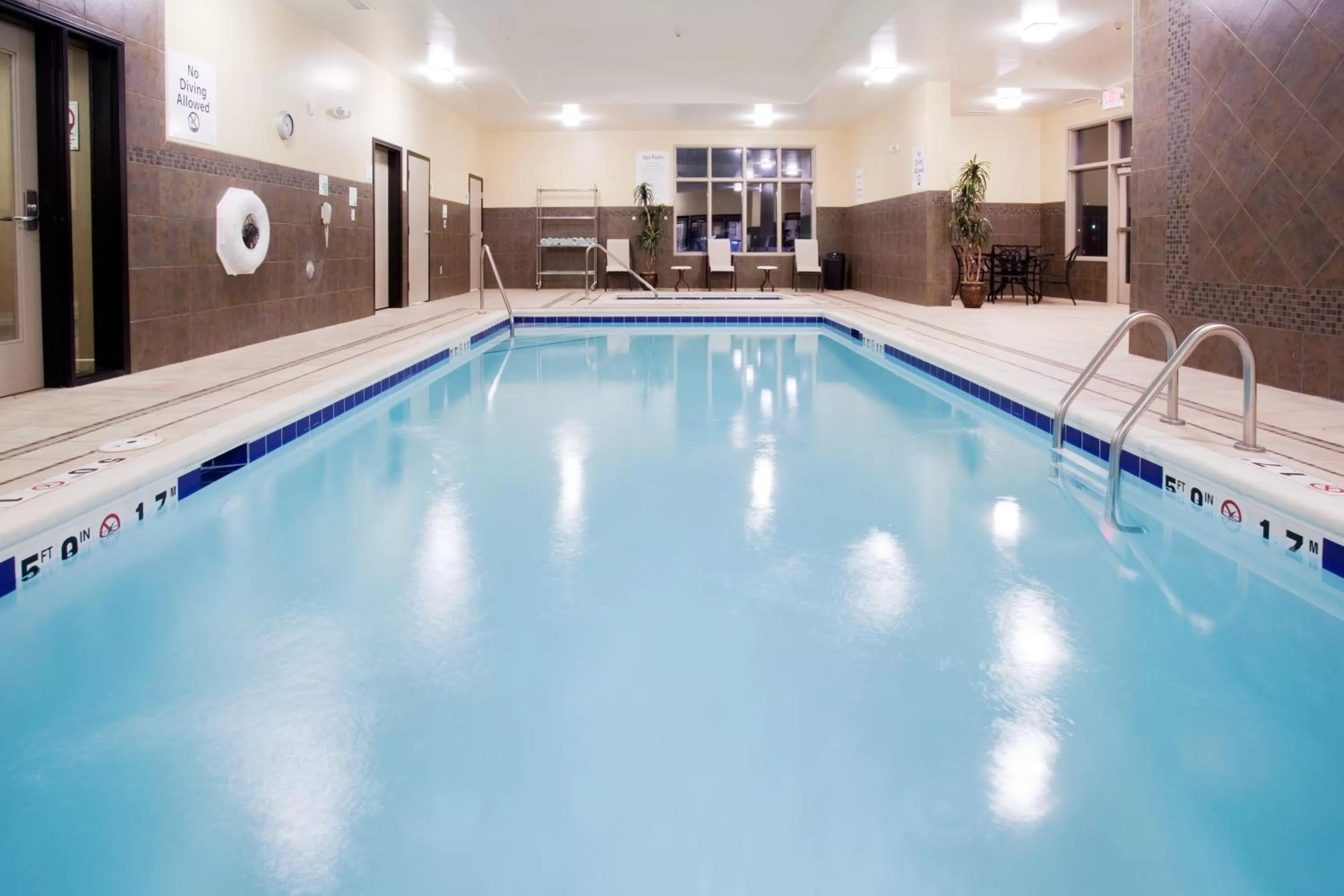 Swimming pool in Holiday Inn Hotel & Suites Grand Junction-Airport by IHG