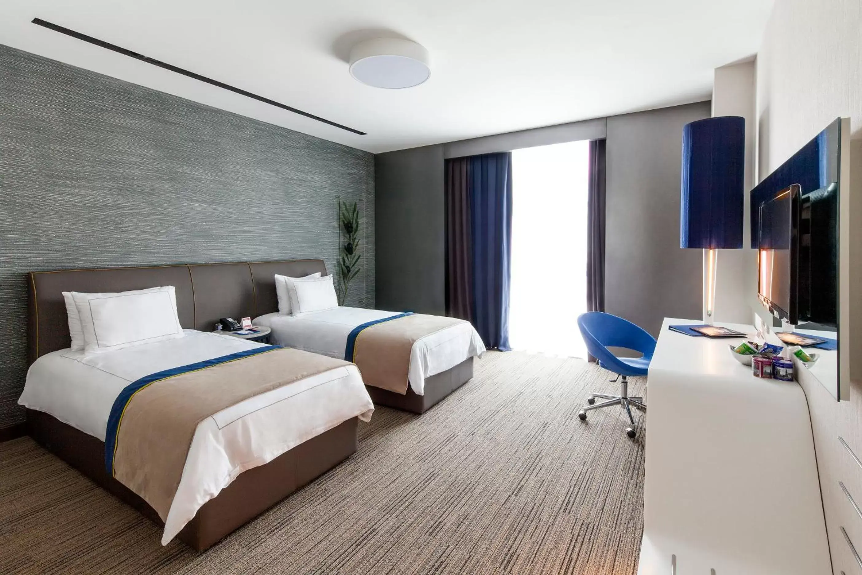 Twin Room - Smoking in Ramada Hotel & Suites by Wyndham Izmir Kemalpasa