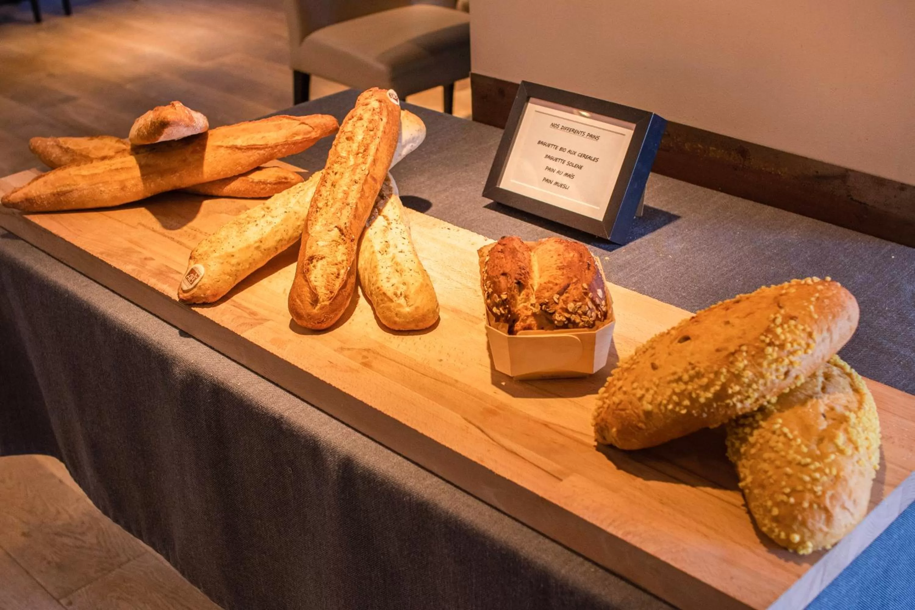 Continental breakfast in Parc Hôtel