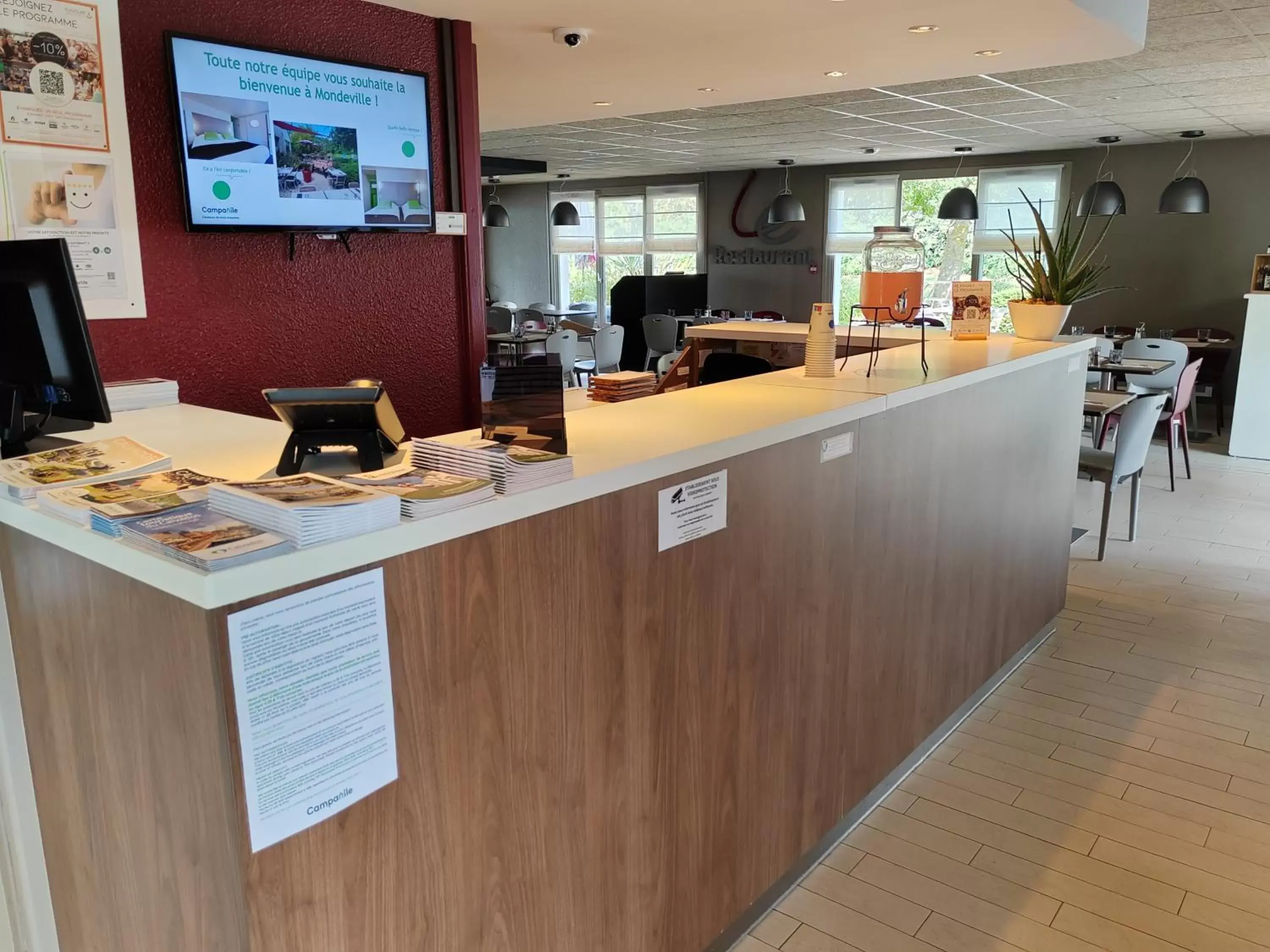 Lobby or reception, Lobby/Reception in Campanile Caen Est - Mondeville