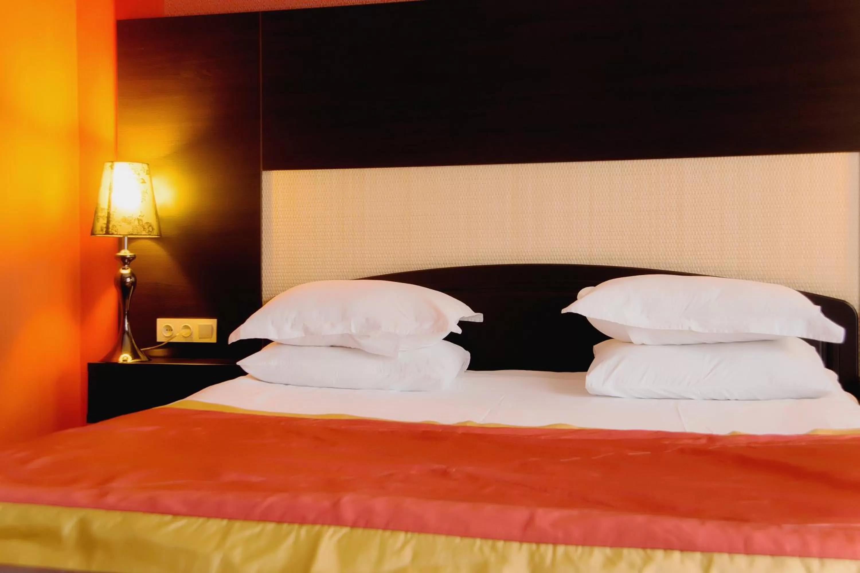 Bed in Sapar Standart Hotel