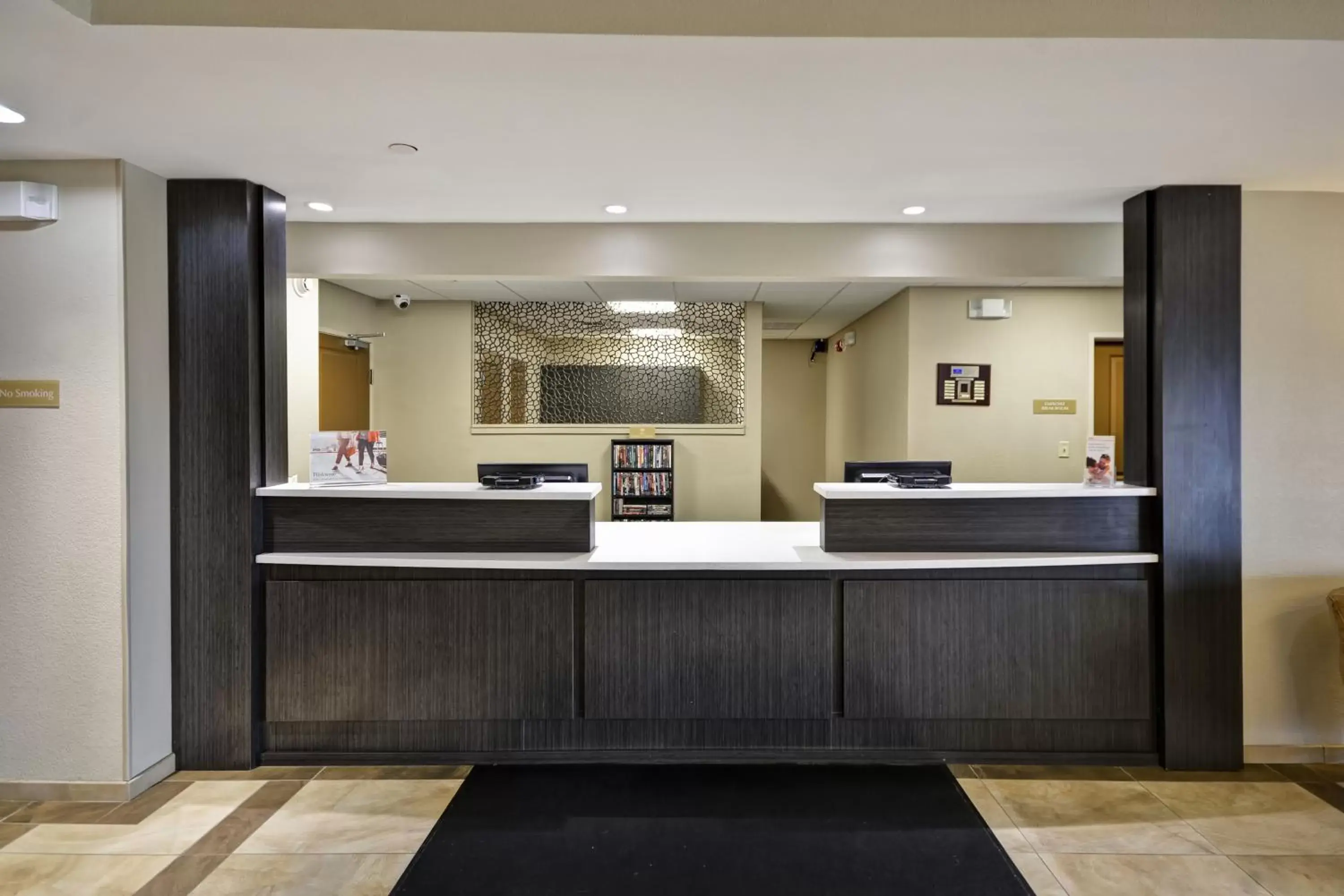 Property building, Lobby/Reception in Candlewood Suites Smyrna - Nashville , an IHG Hotel