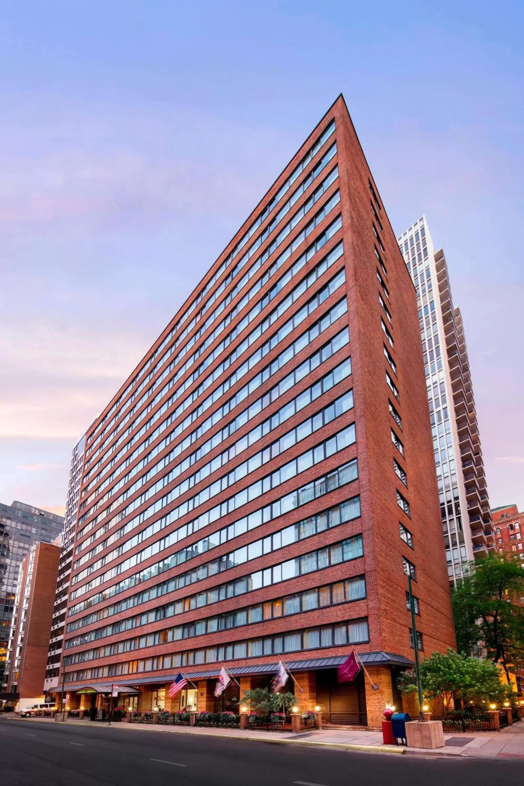 Property Building in Sonesta ES Suites Chicago Downtown Magnificent Mile Medical