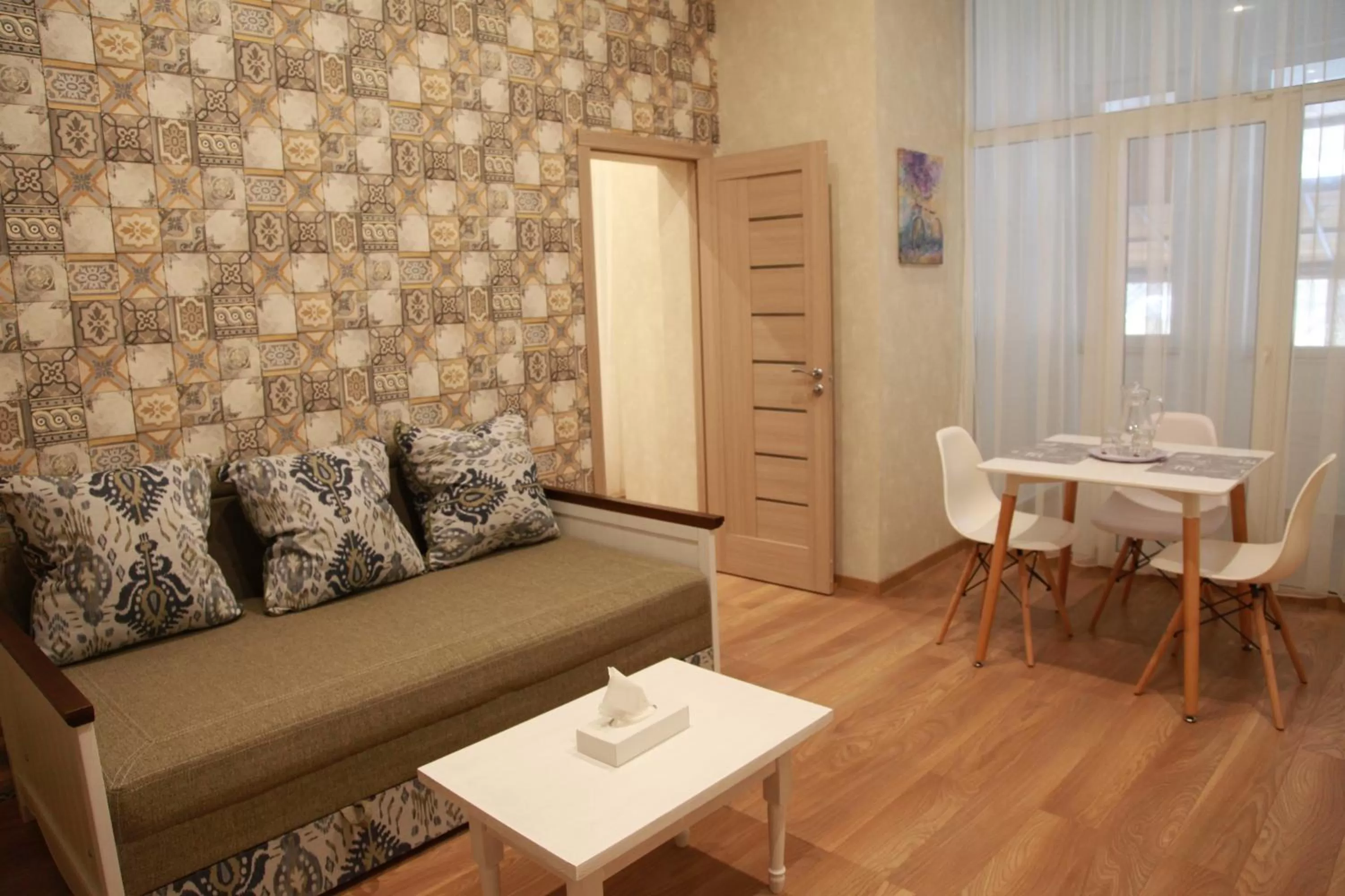 WINE & ROSE BOUTIQUE HOTEL