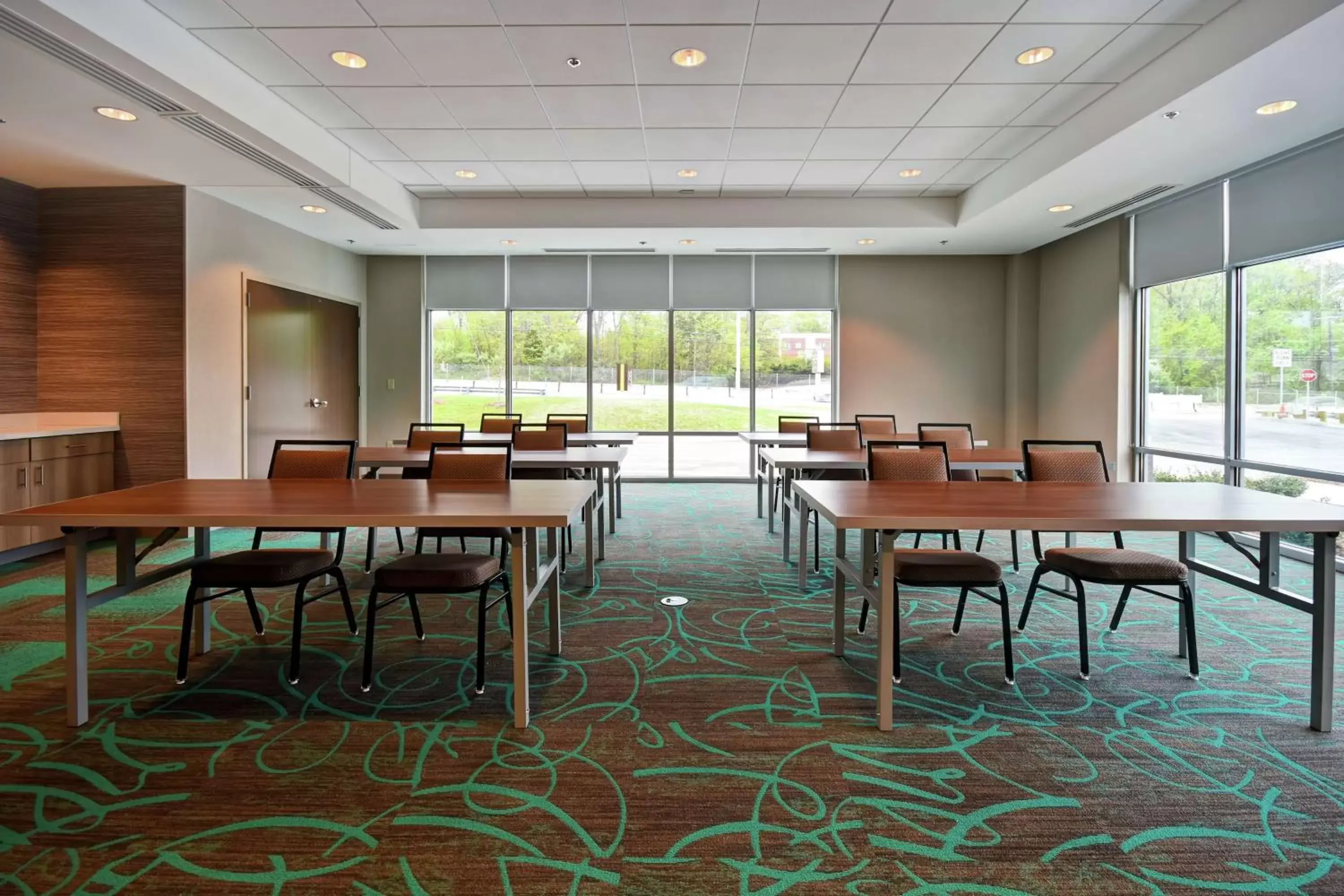 Meeting/conference room in Home2 Suites By Hilton Walpole Foxborough