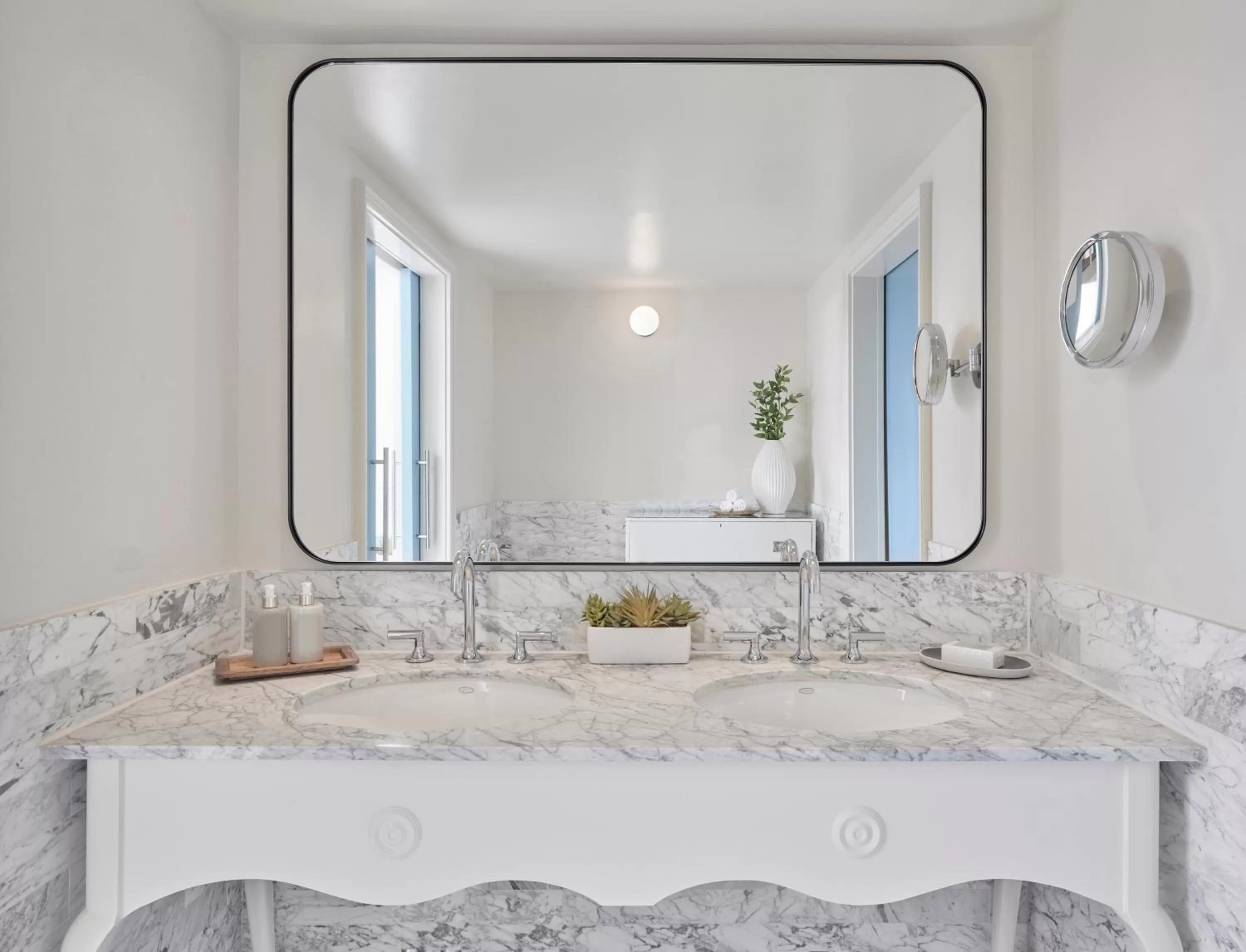 Bathroom in Viceroy Santa Monica