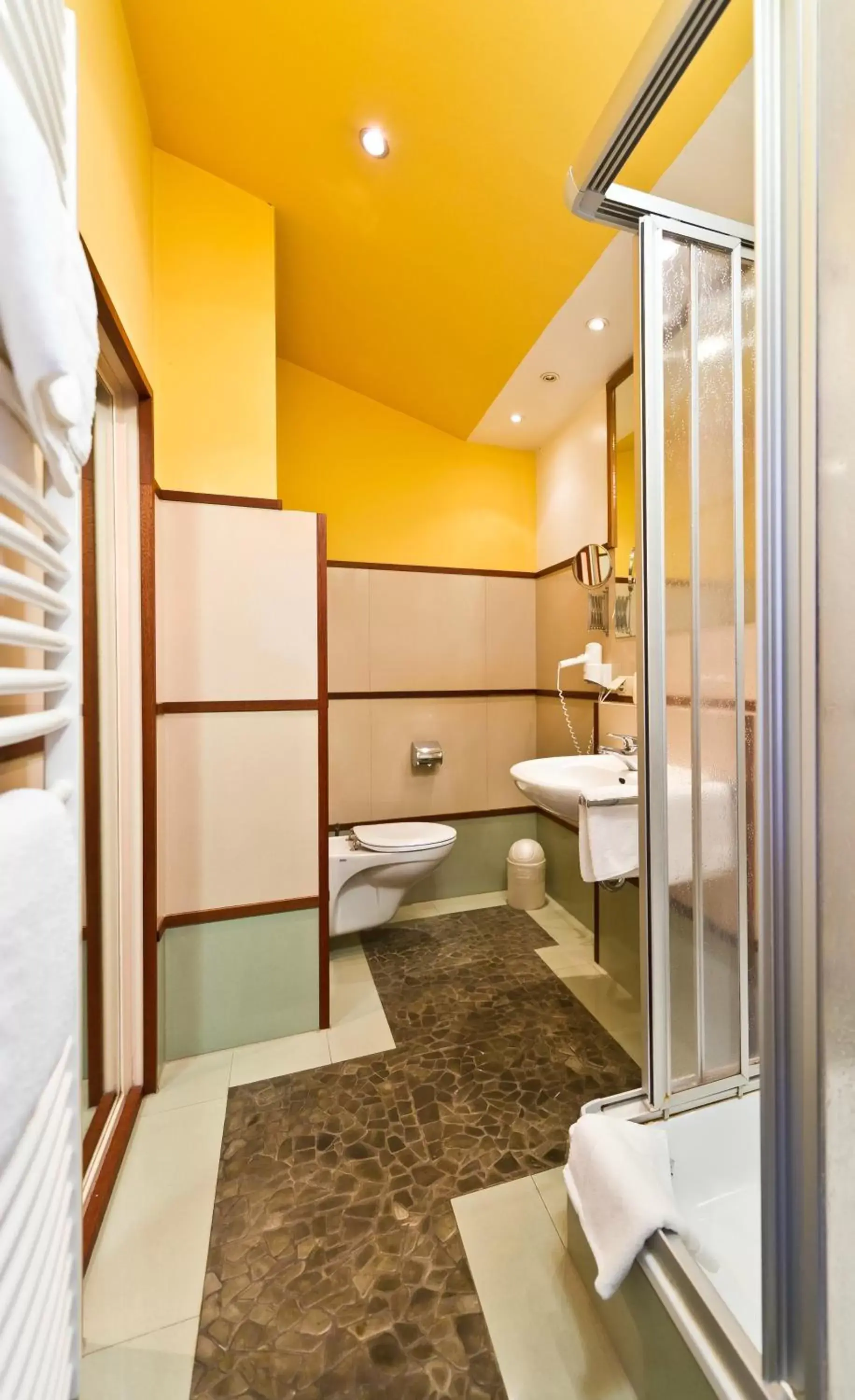 Double Room (1 Adult) in Hotel Monpti Double Room (1 Adult) in Hotel Monpti