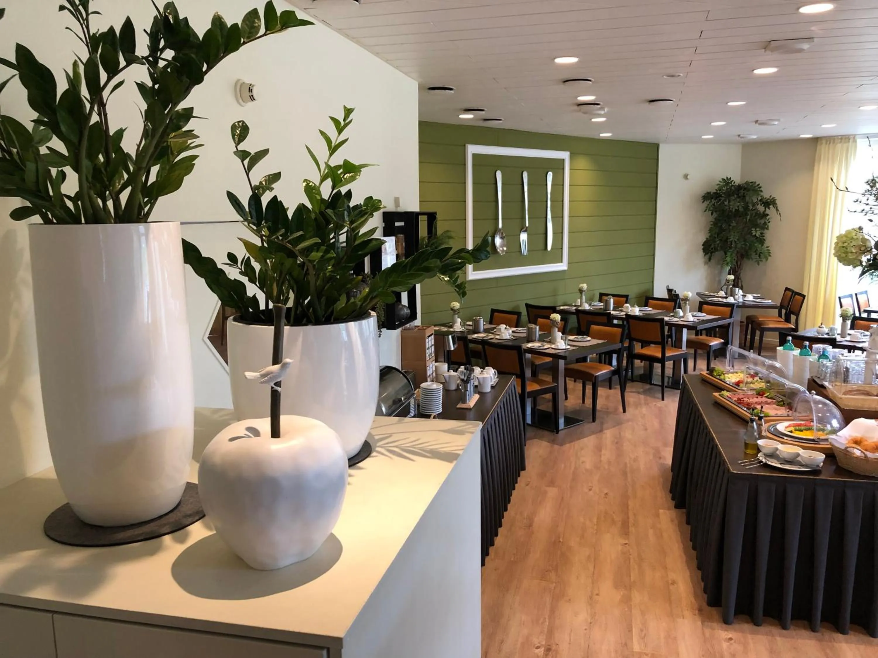 Buffet breakfast in Hotel Engel