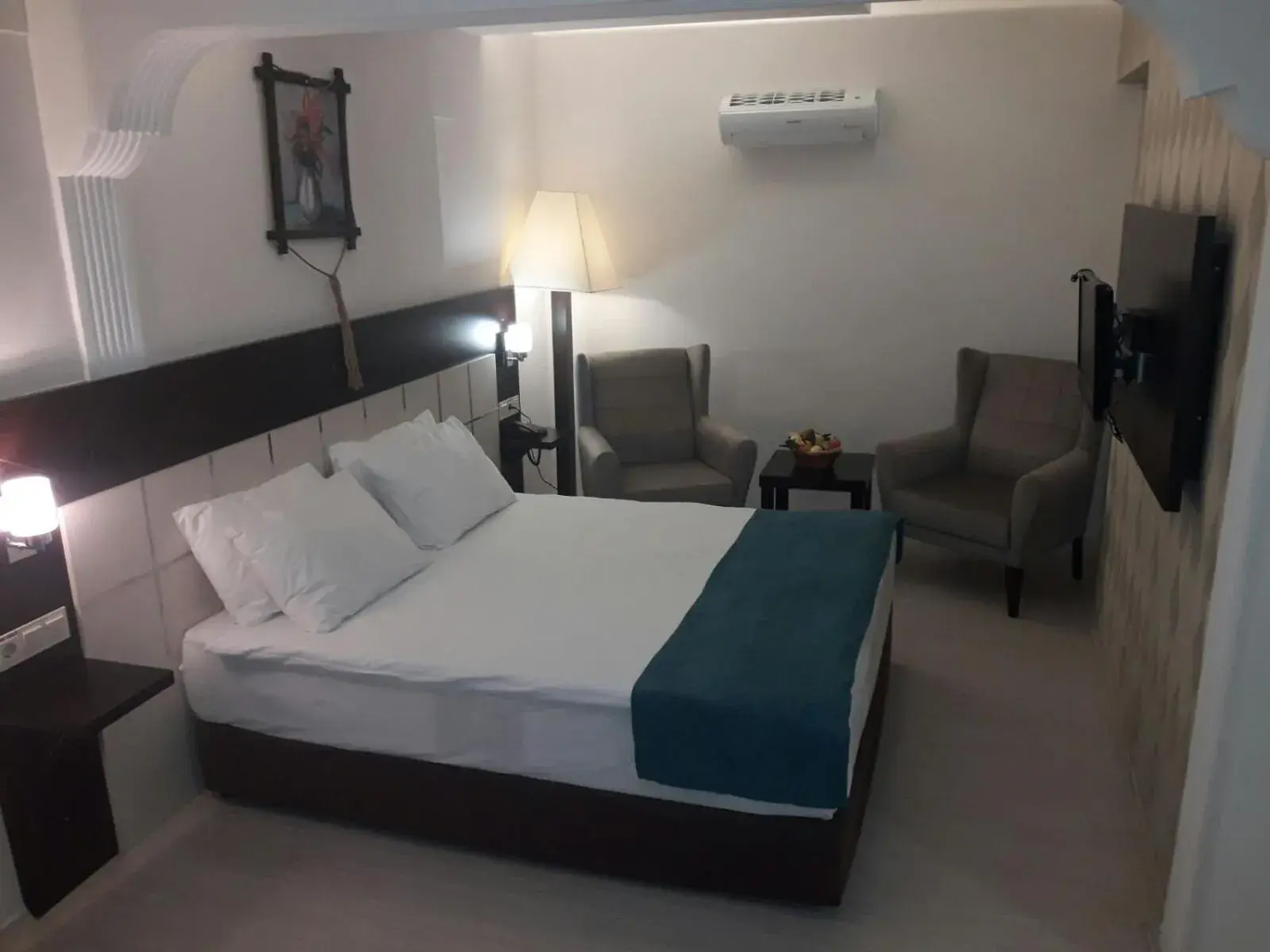Bedroom, Bed in Buyuk Velic Hotel