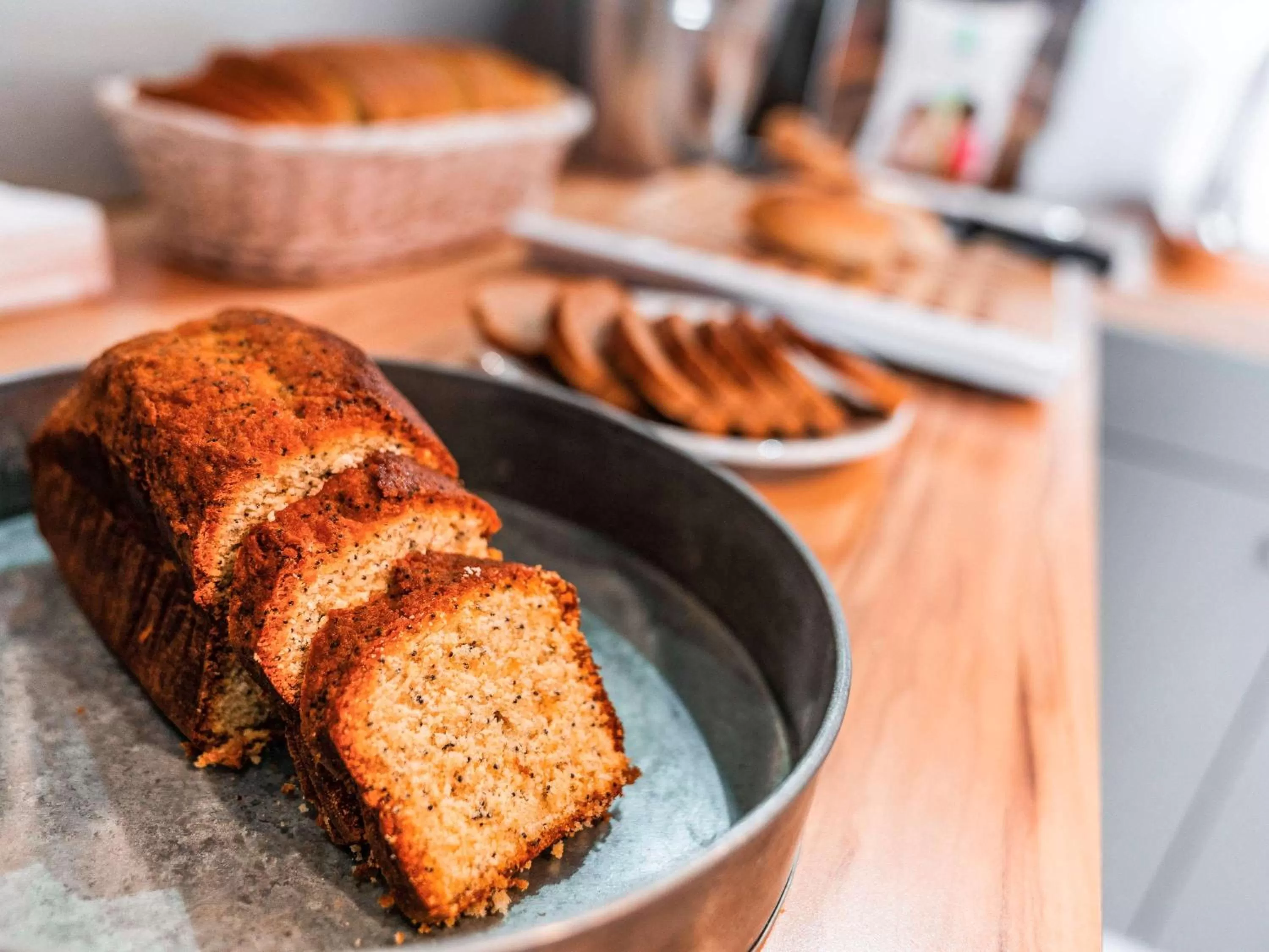 Restaurant/places to eat in ibis Styles Paris Montmartre Nord