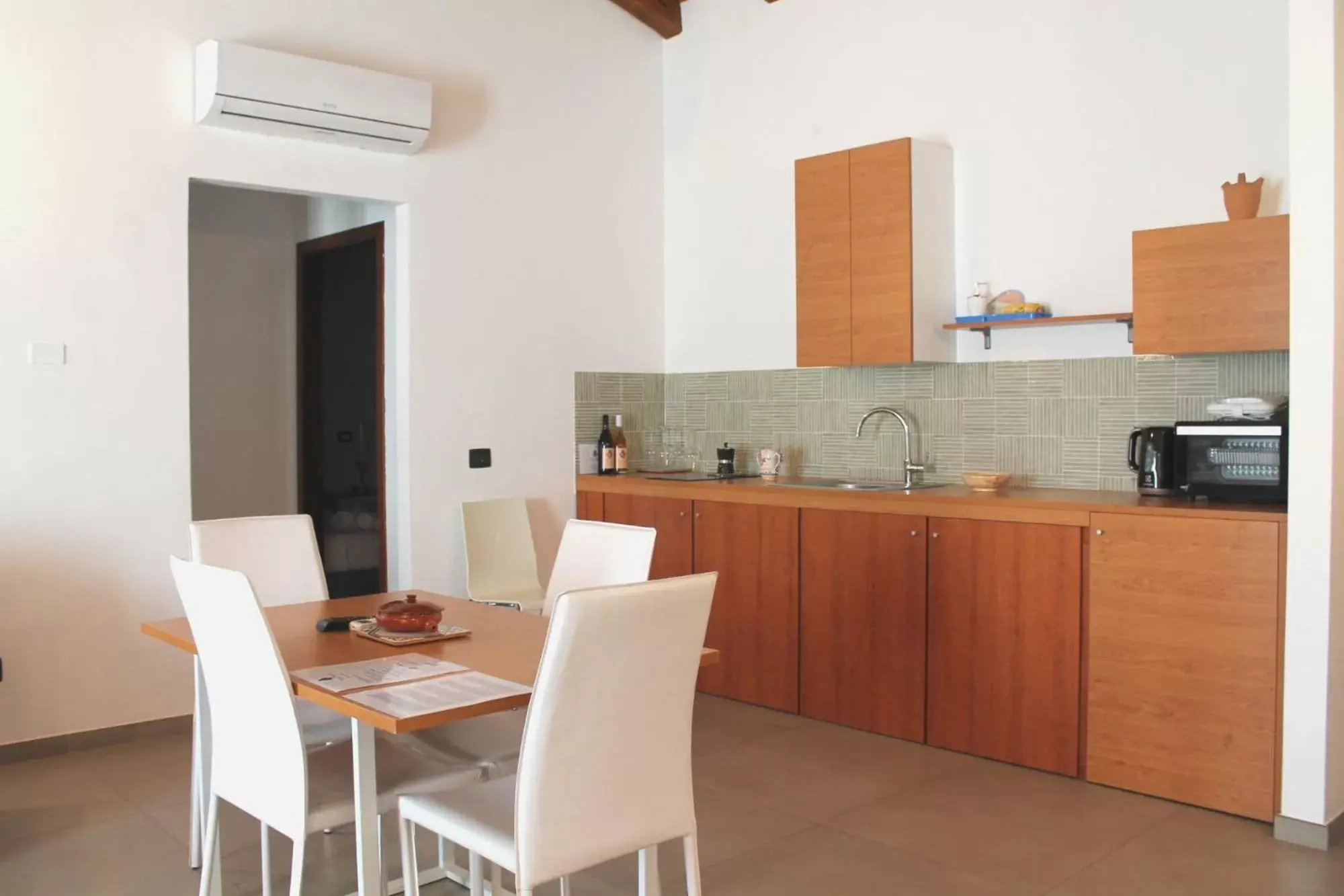 Kitchen or kitchenette, Kitchen/Kitchenette in Don Vittorio Country Village