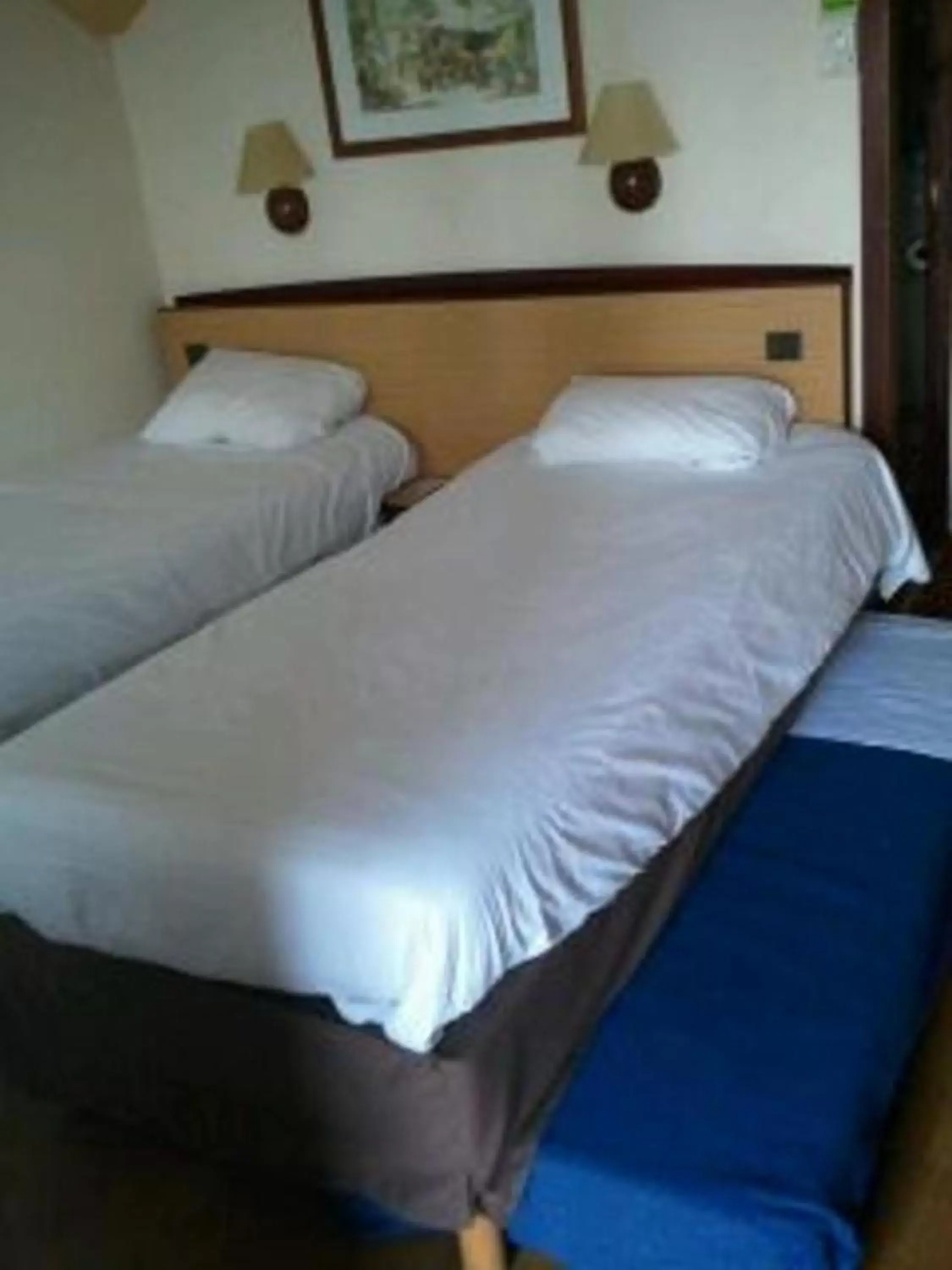 Bedroom, Bed in Campanile Bordeaux Ouest - Le Bouscat