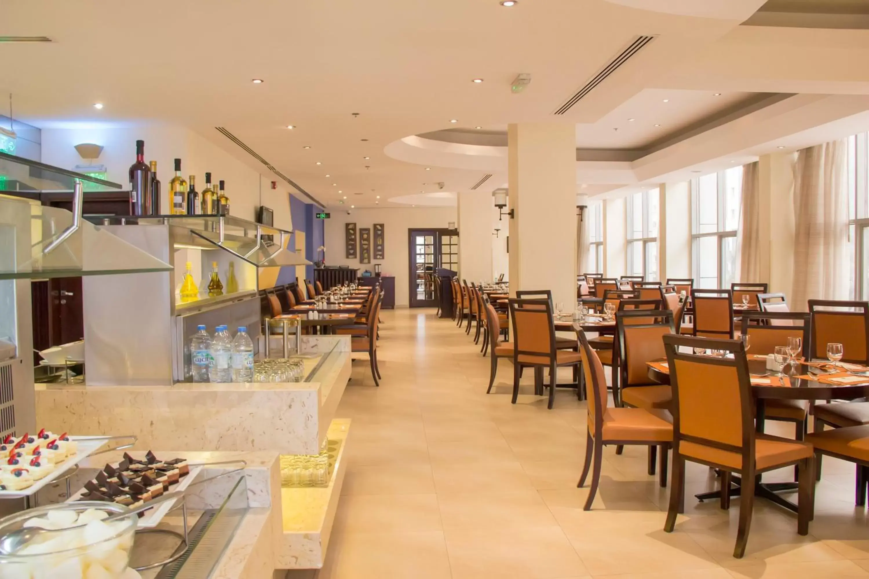 Restaurant/places to eat in Copthorne Downtown by Millennium Restaurant/places to eat in Copthorne Downtown by Millennium