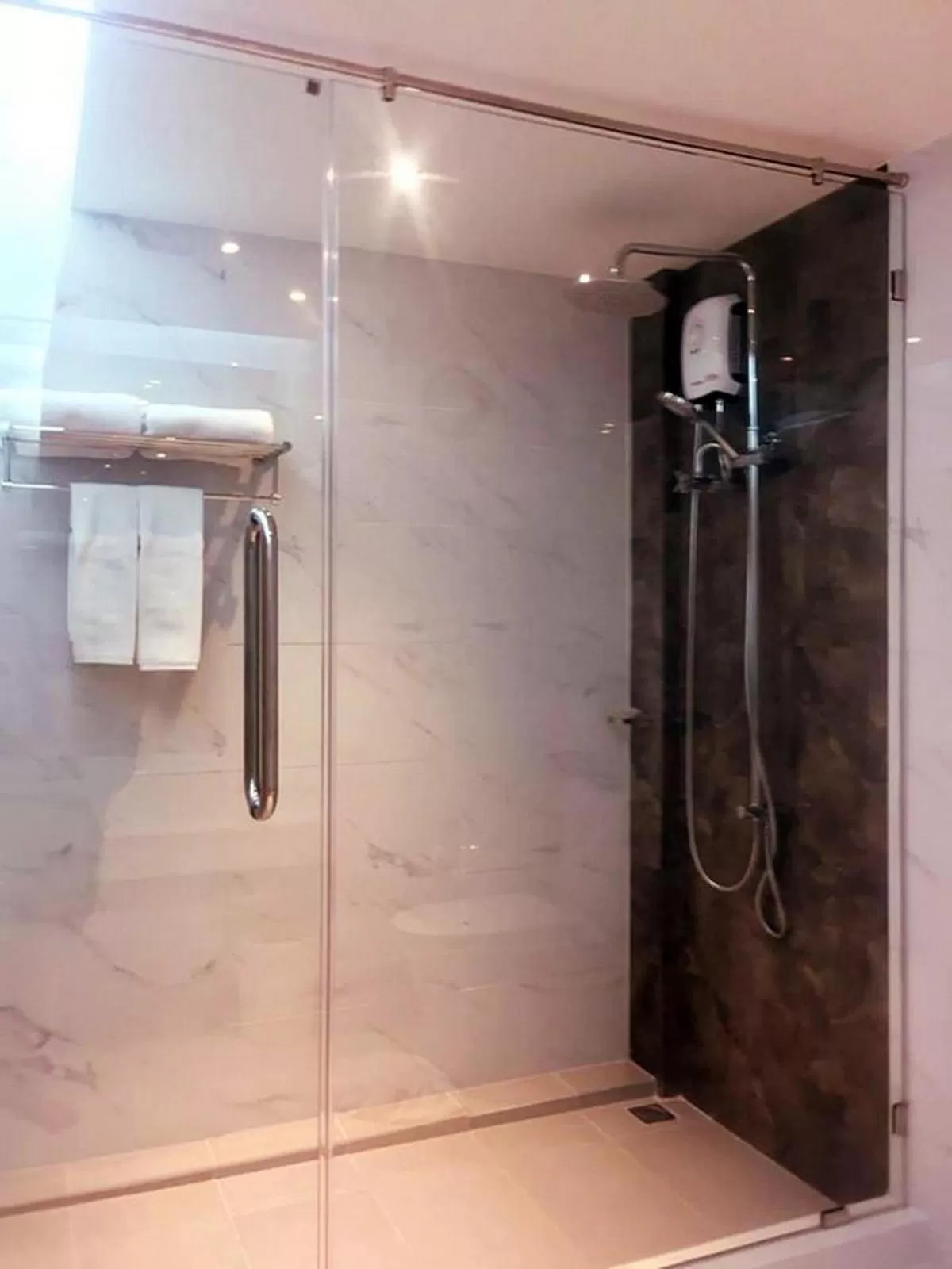 Bathroom in Green Lake Resort - SHA Extra Plus Certified