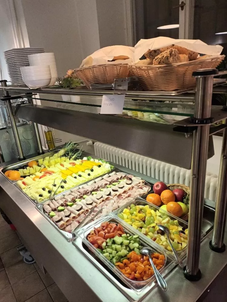 Restaurant/places to eat in Opitzův dům