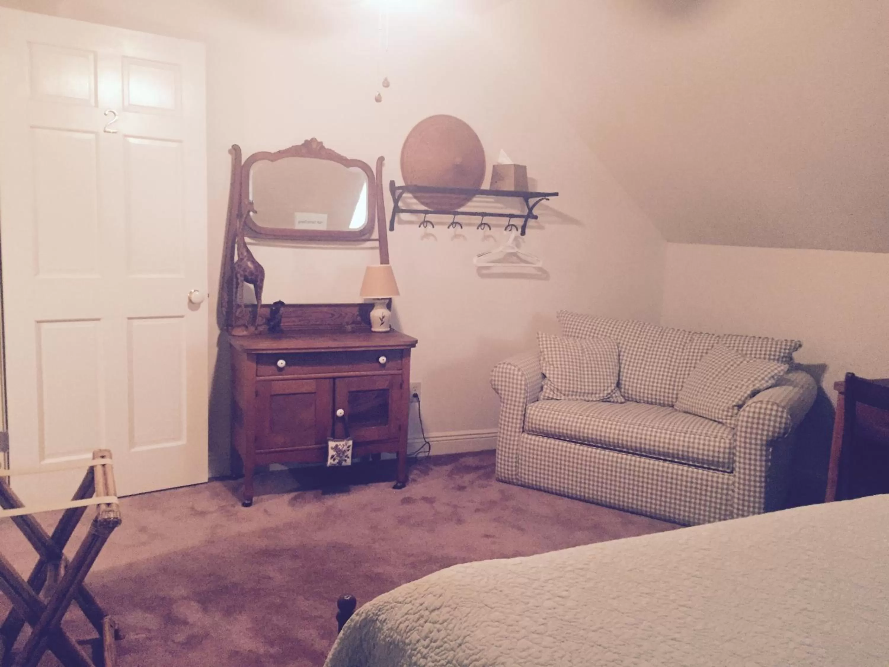 Bedroom, TV/Entertainment Center in A Chateau on the Bayou Bed & Breakfast