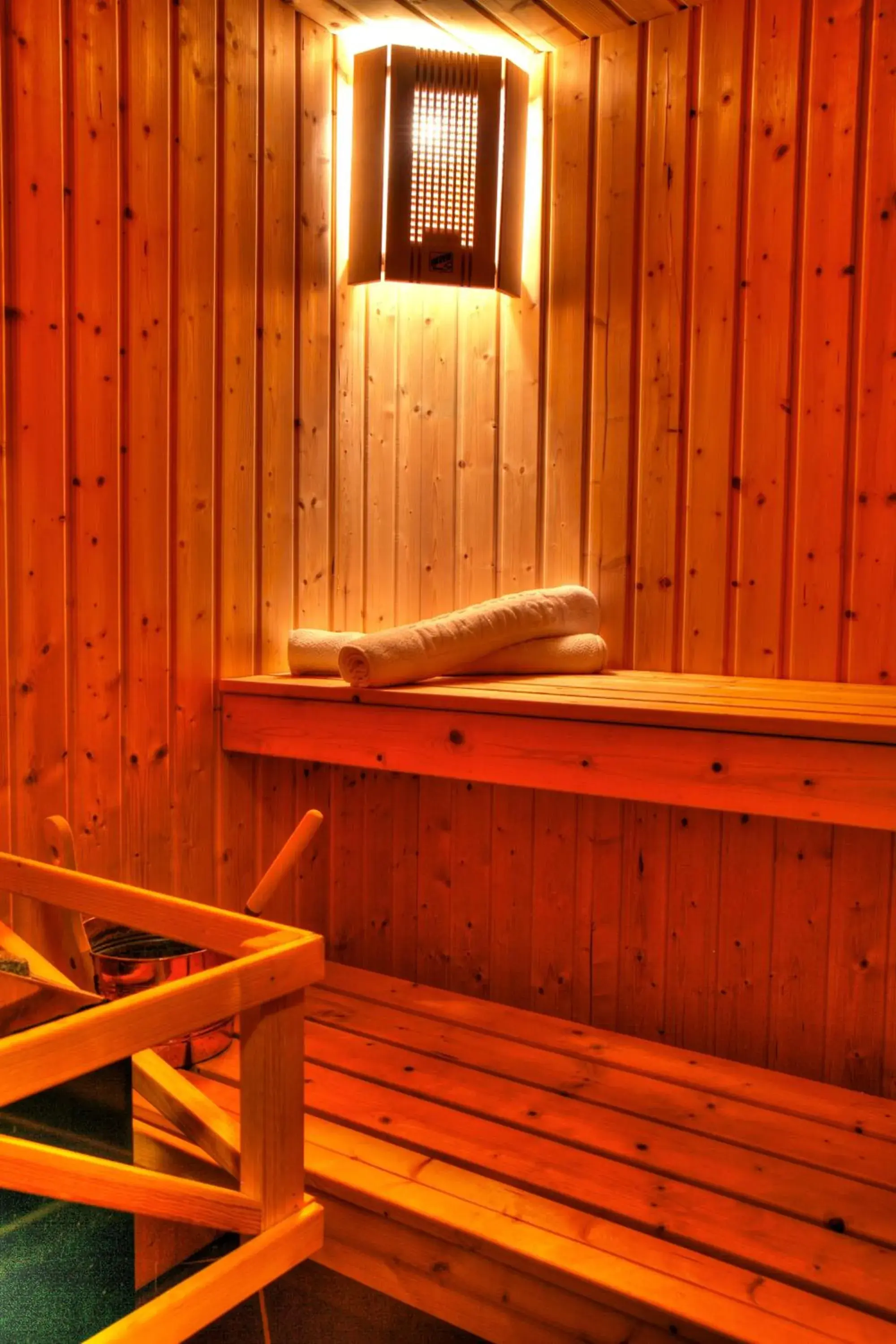 Sauna in Asteras Paradise Hotel