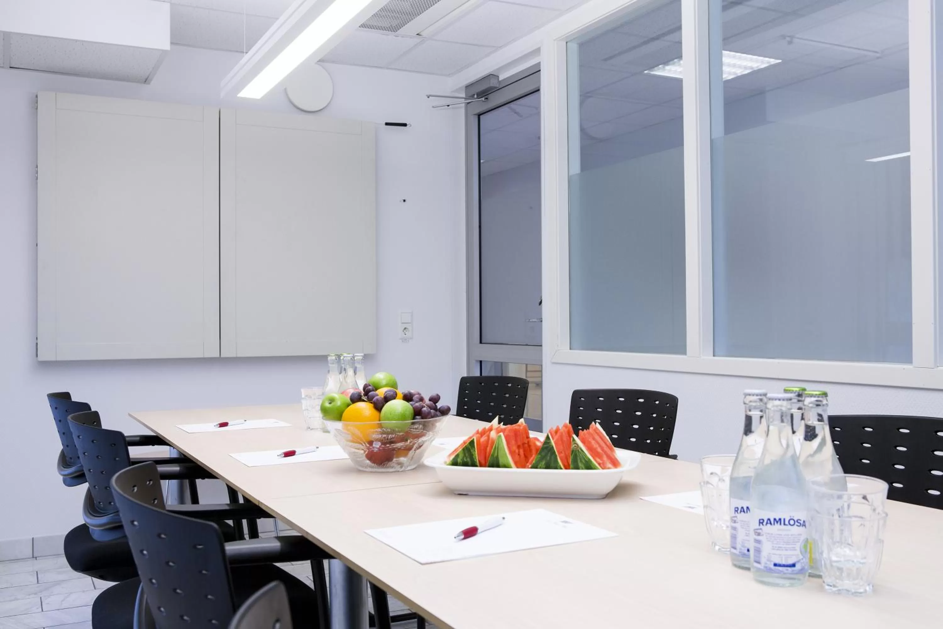 Business facilities in 2Home Stockholm South