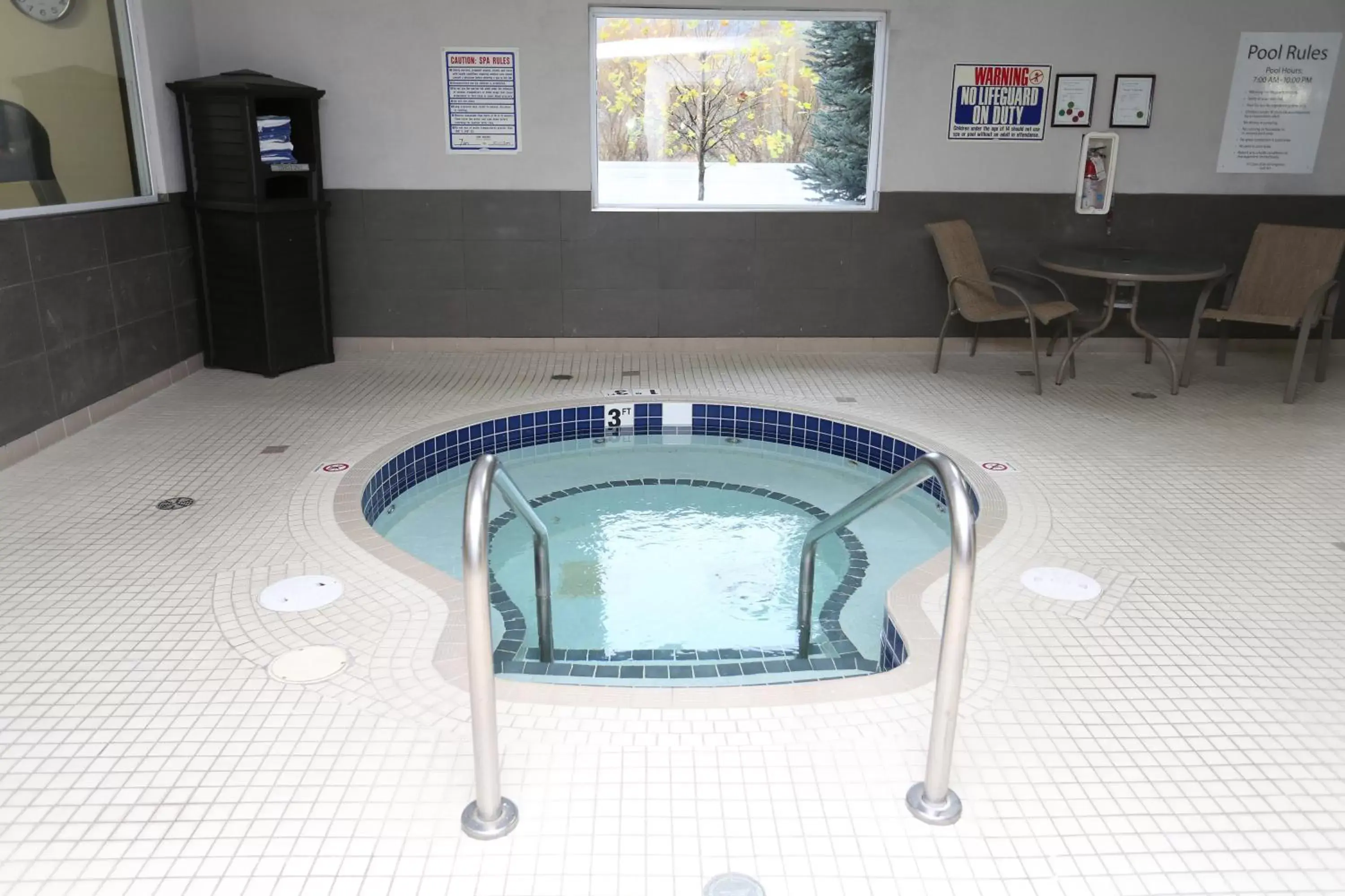 Swimming pool in Holiday Inn Express Hotel & Suites Vernon, an IHG Hotel