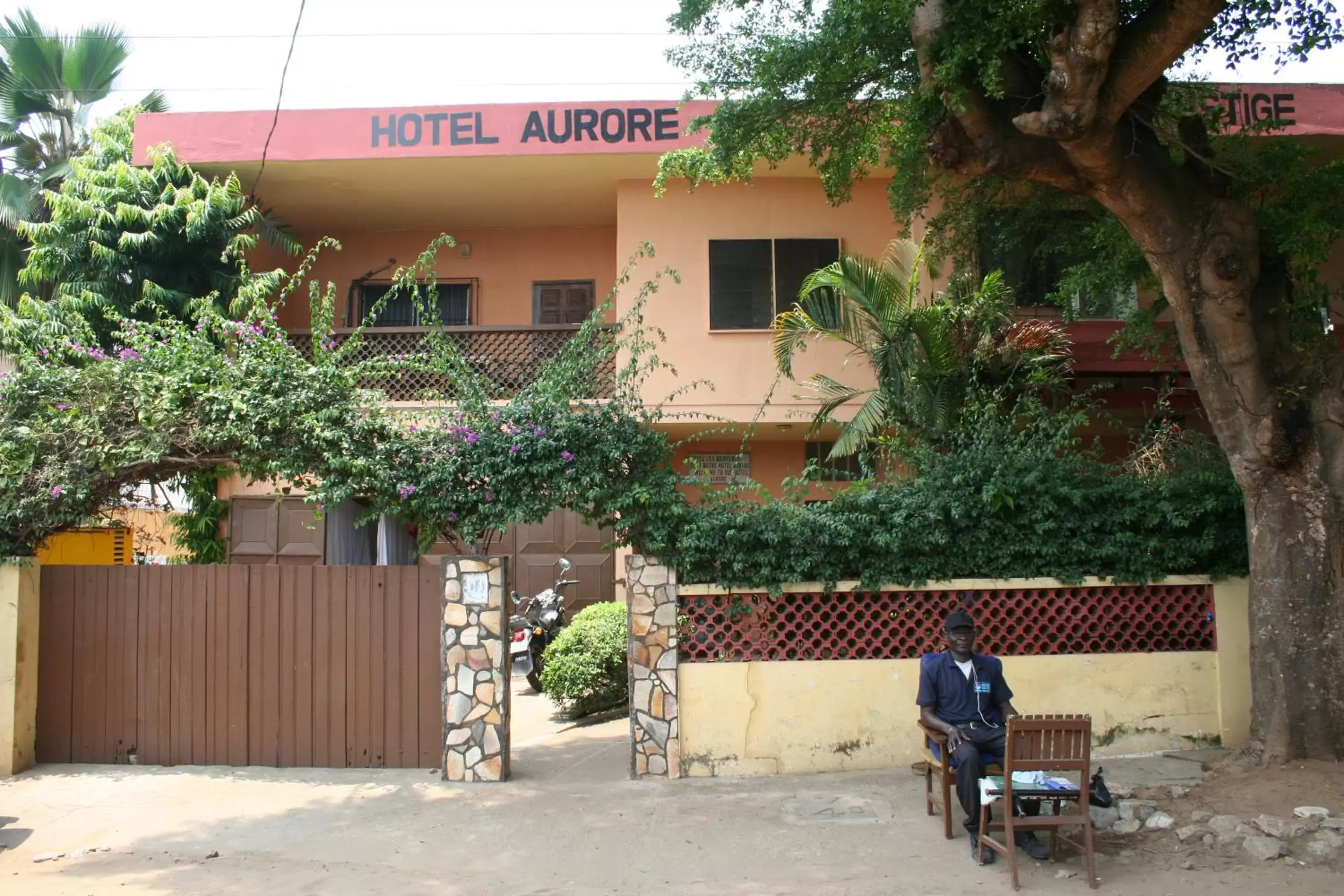 Property Building in Hotel Aurore Lomé