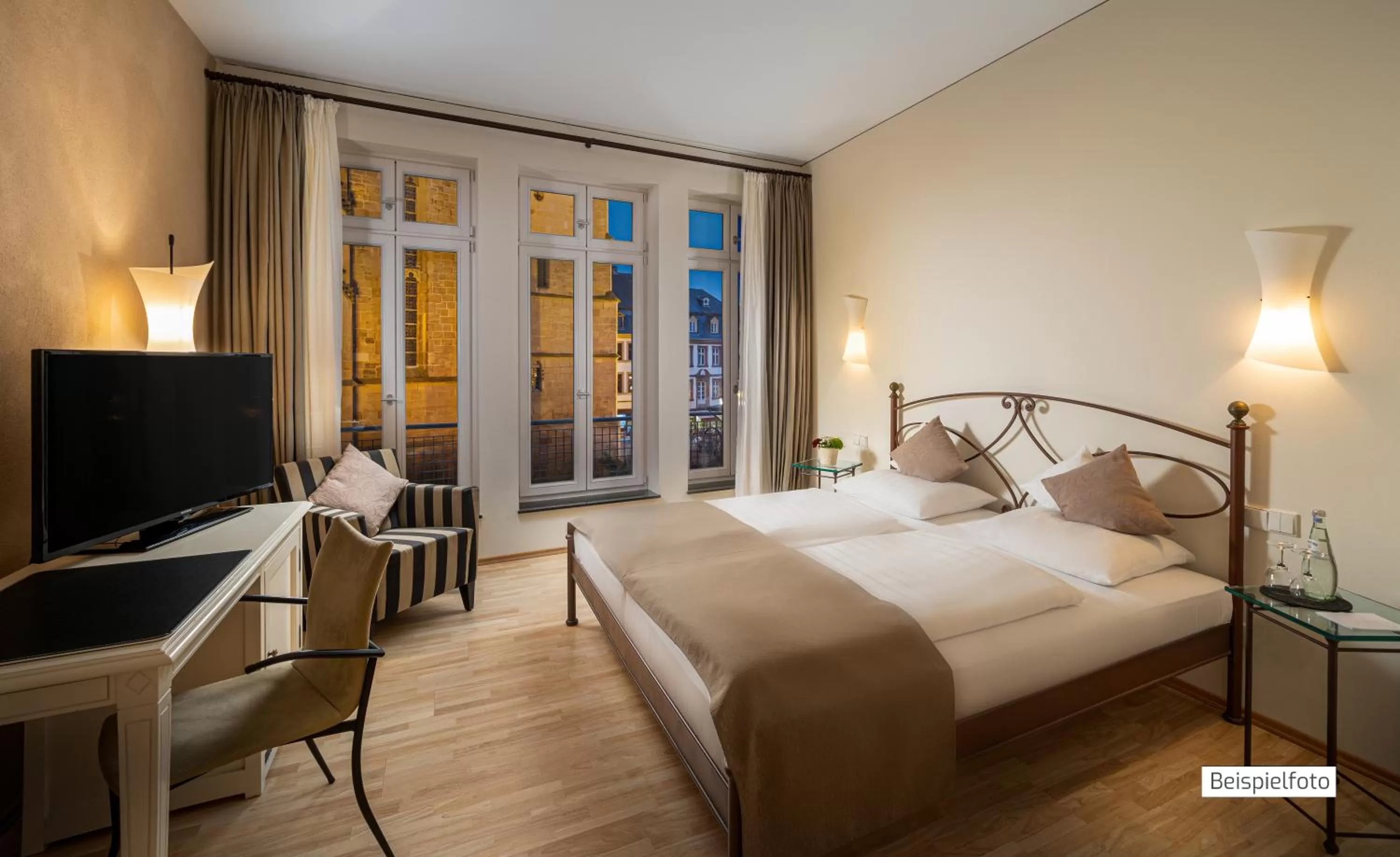 Photo of the whole room, Bed in Angel's - das hotel am fruchtmarkt