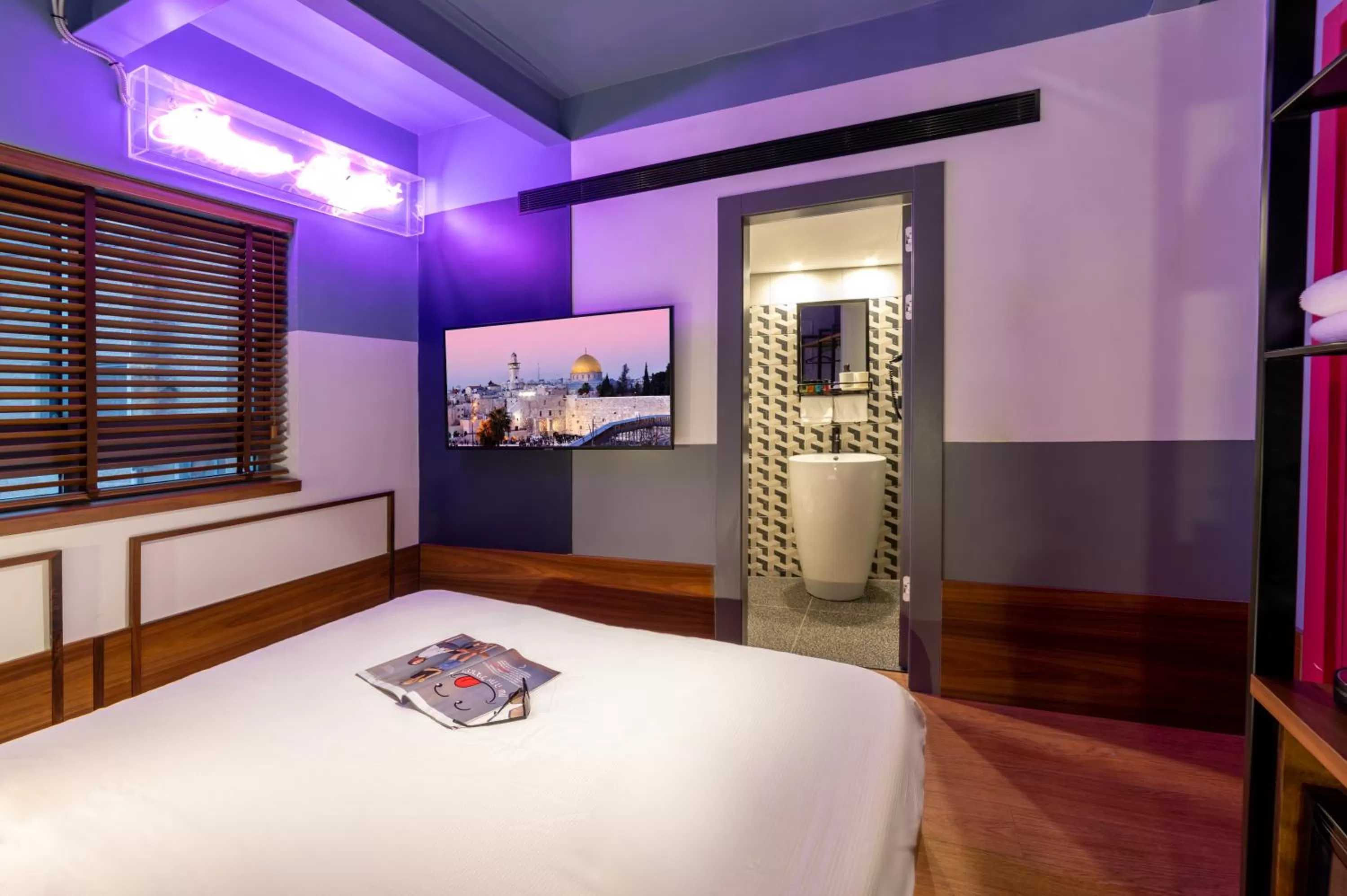 Photo of the whole room, Bed in Stay Inn Hotel Jerusalem