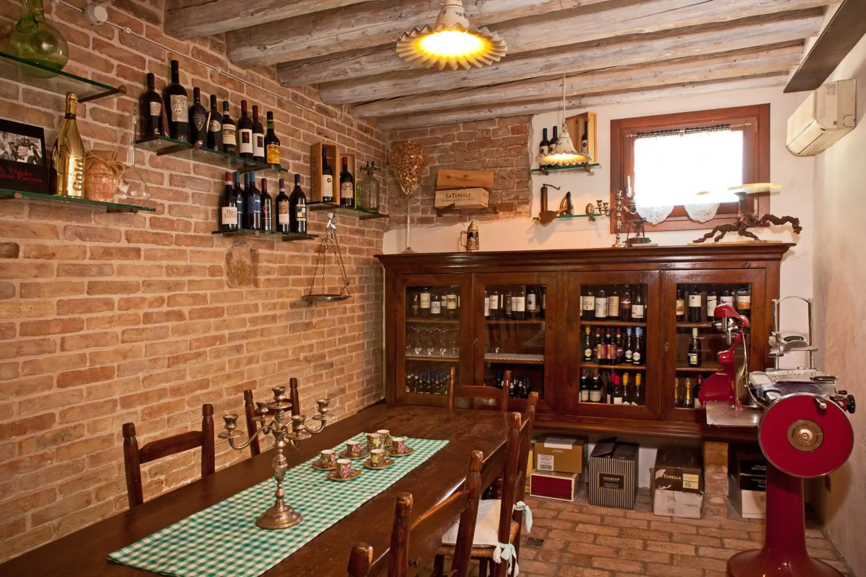 Restaurant/Places to Eat in Do Ciacole In Relais