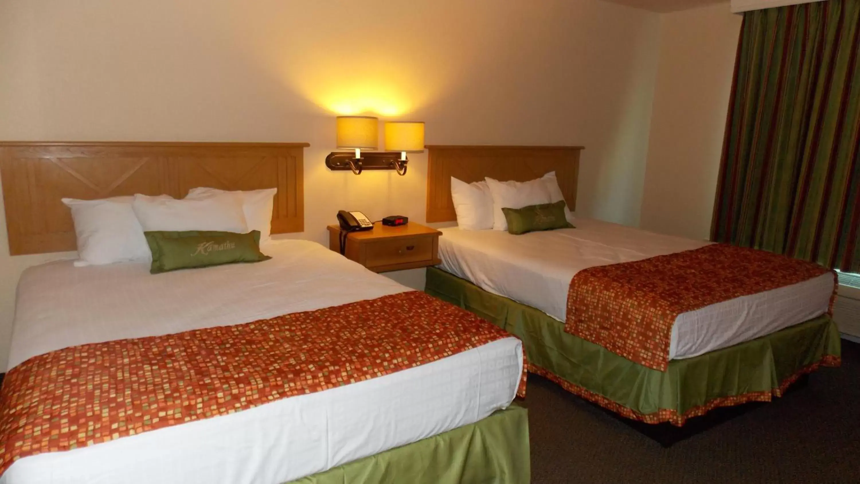 Bedroom, Bed in Avi Resort & Casino