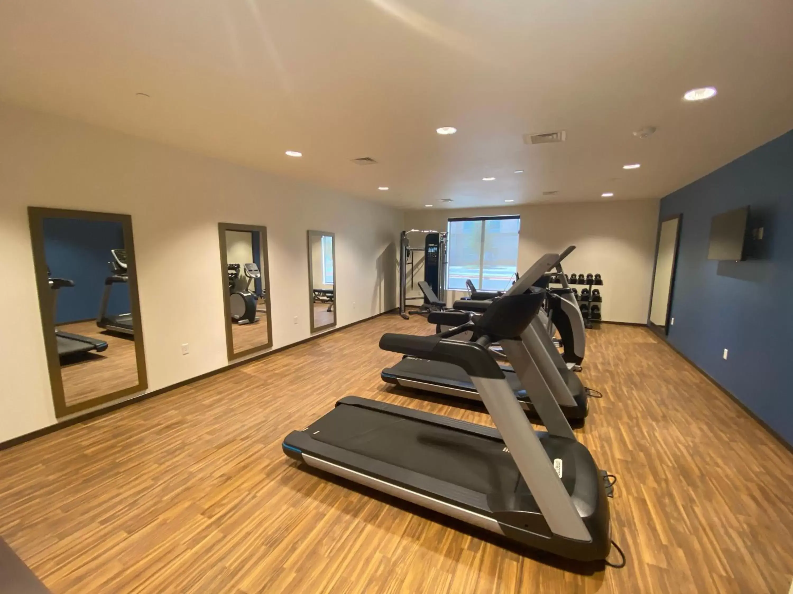 Fitness centre/facilities, Fitness Center/Facilities in Comfort Suites Midland West