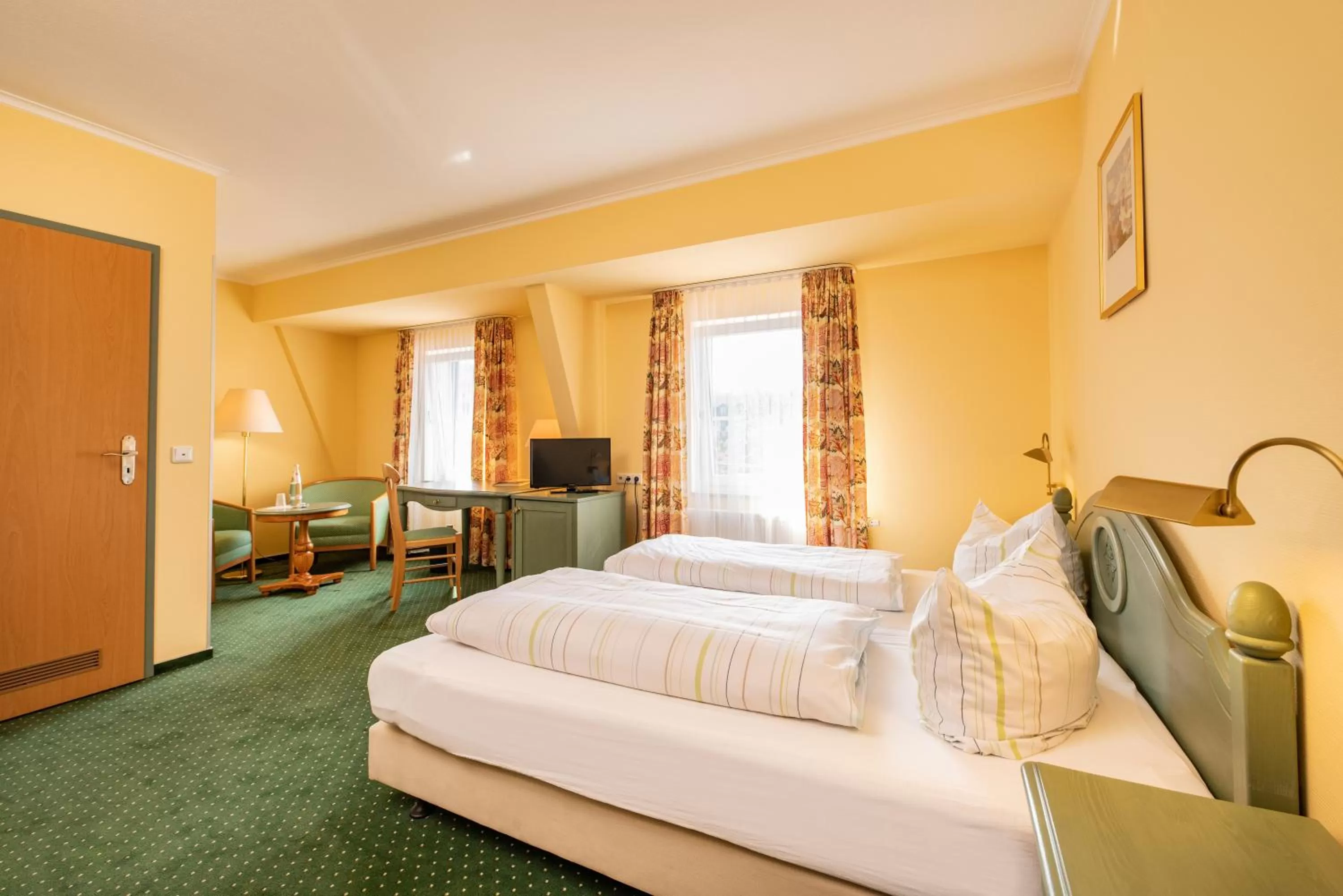 Photo of the whole room, Bed in Hotel Herzog Georg