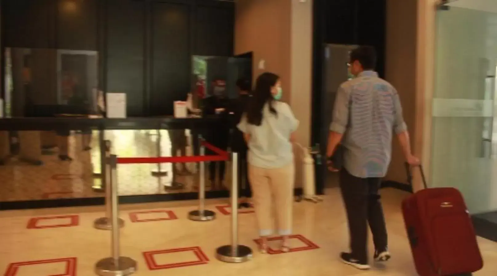 Lobby or reception in Swiss-Belinn Tunjungan Surabaya Lobby or reception in Swiss-Belinn Tunjungan Surabaya