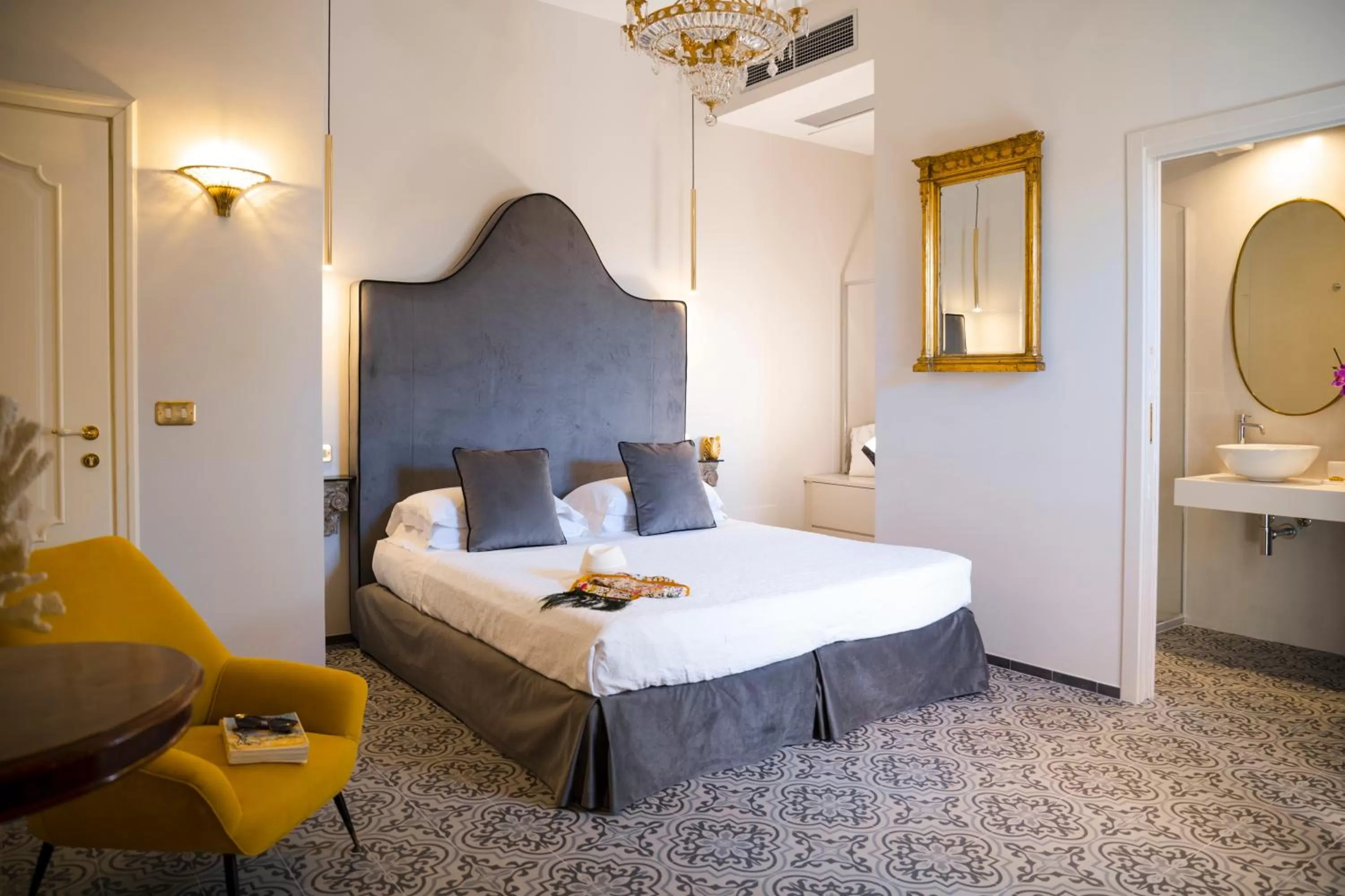 Bed in Hotel Villa Taormina