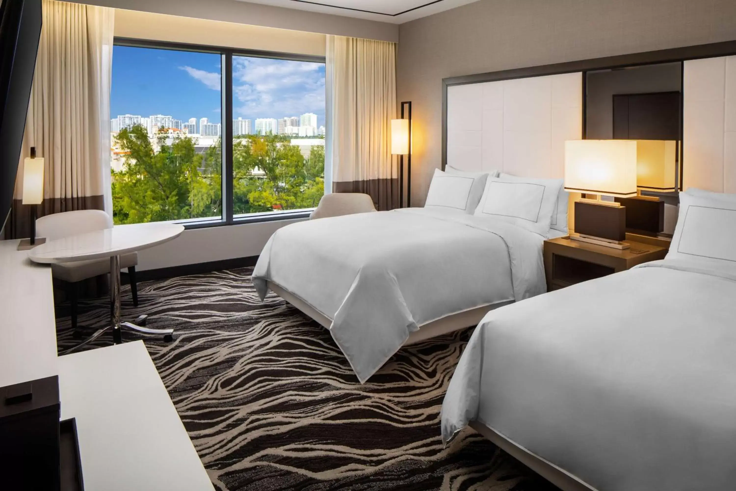 Queen Room with Two Queen Beds - Hearing Accessible in Hilton Aventura Miami