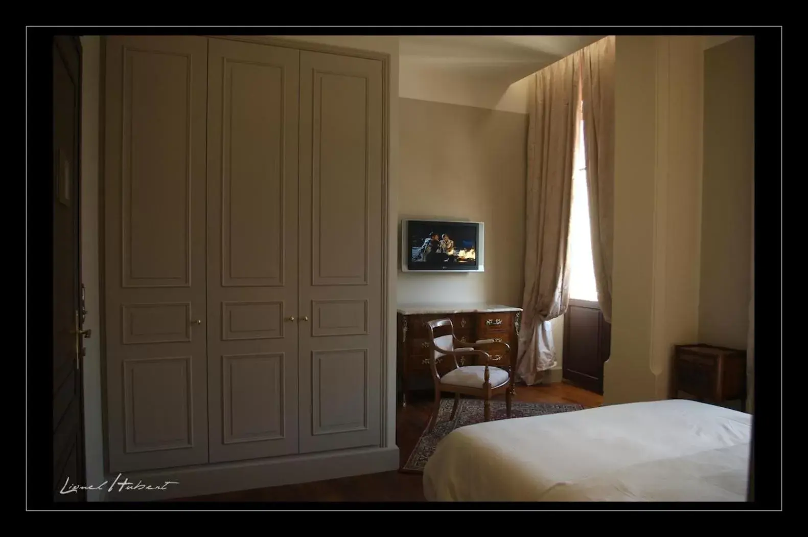 Blanche Double/Twin Room in Hostellerie du Coq d'Or Blanche Double/Twin Room in Hostellerie du Coq d'Or